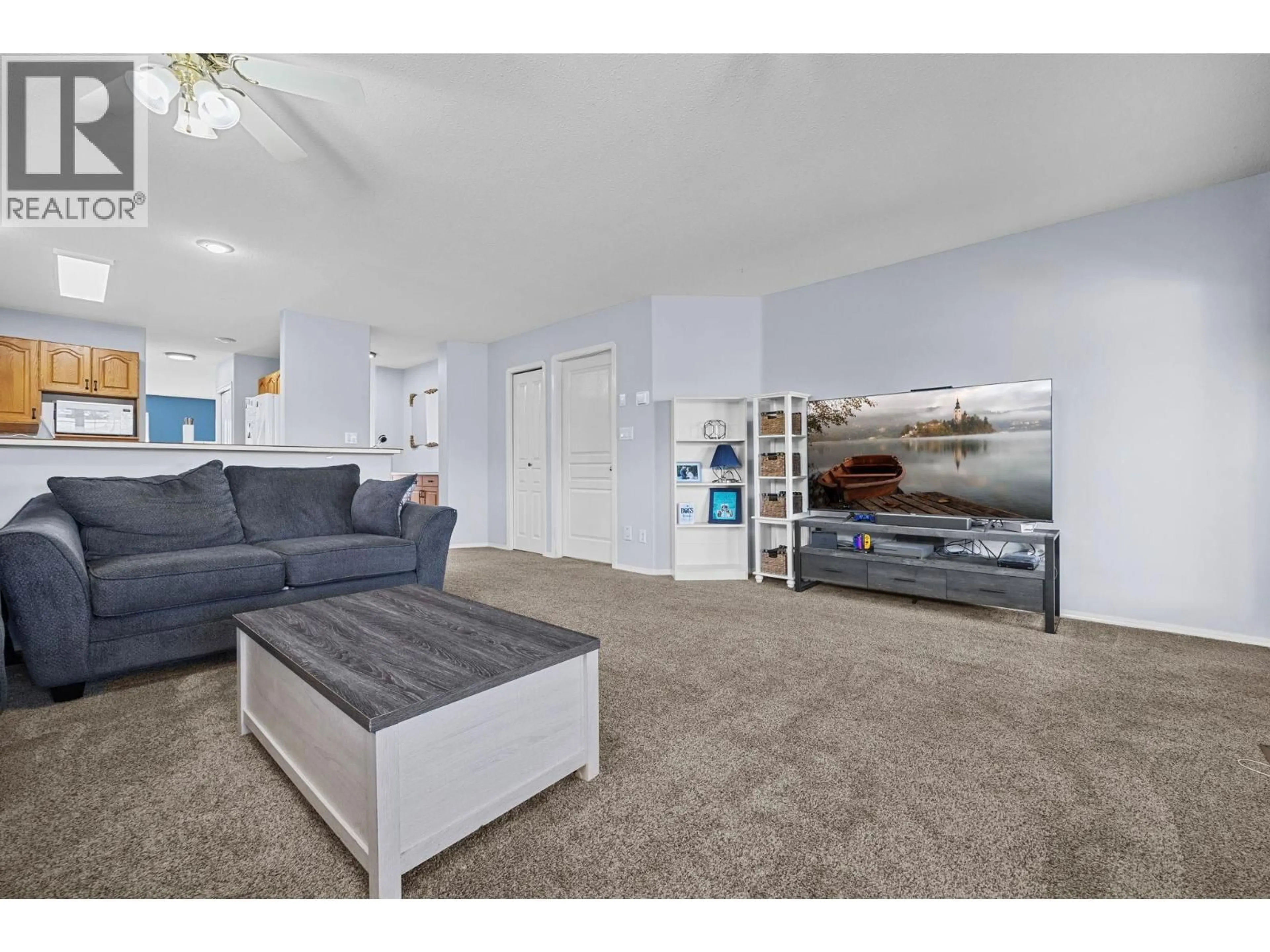 Living room with furniture, unknown for 27 - 303 REGENT AVENUE, Enderby British Columbia V0E1V2