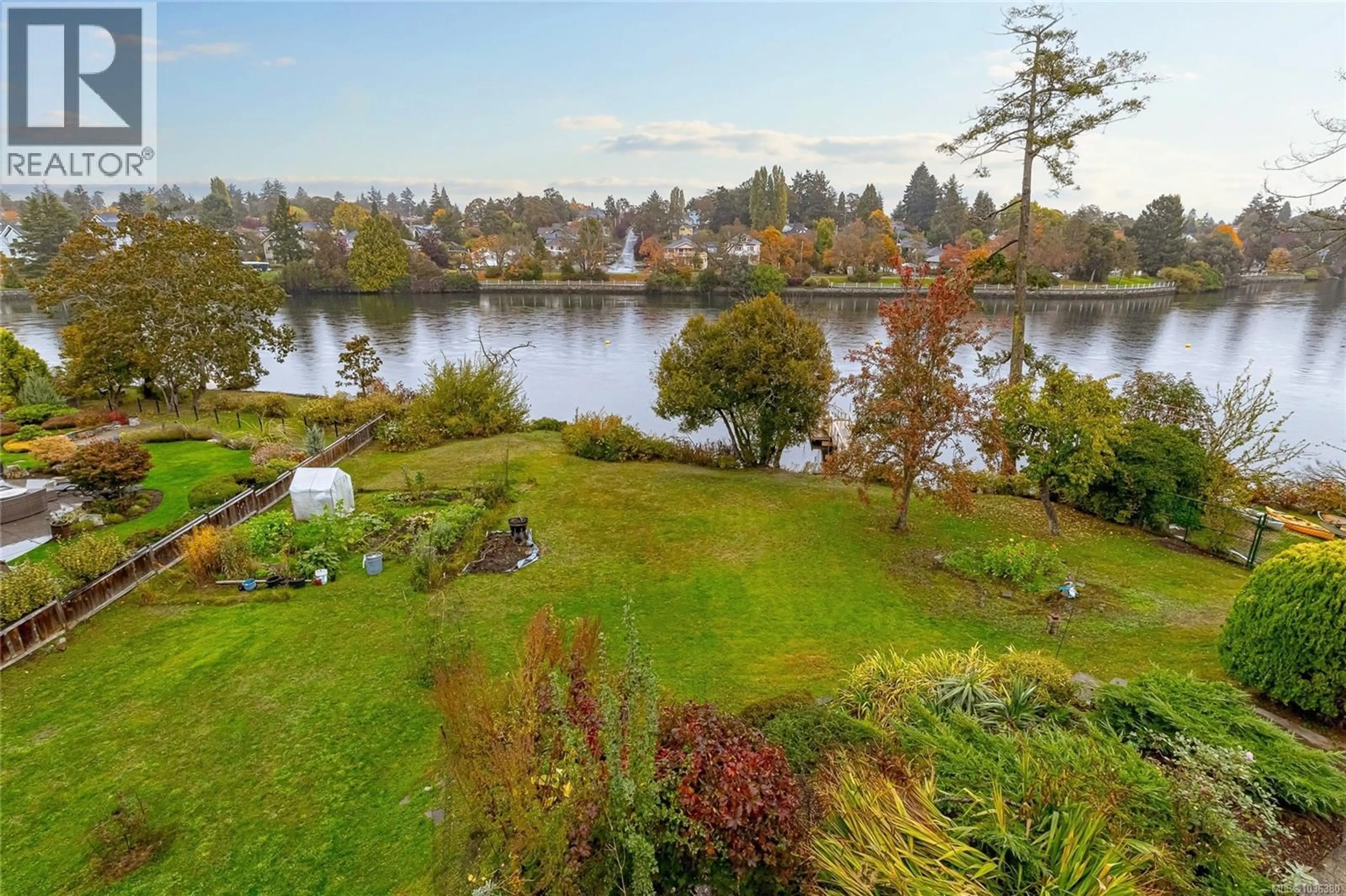 A pic from outside/outdoor area/front of a property/back of a property/a pic from drone, water/lake/river/ocean view for 1178 RHODA LANE, Esquimalt British Columbia V9A4H2