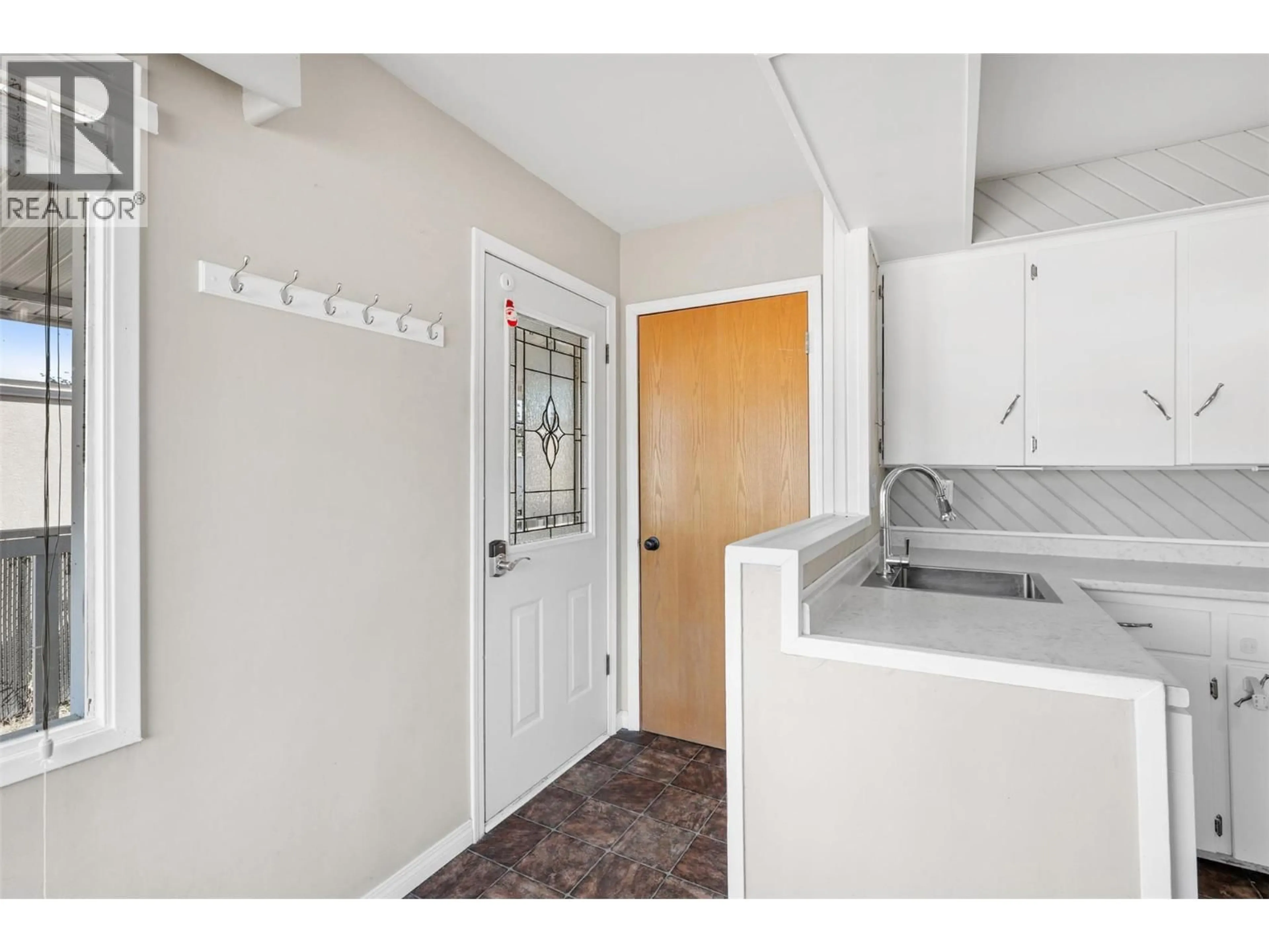 Unknown for 2687 JOYCE AVENUE, Kamloops British Columbia V2B4M2