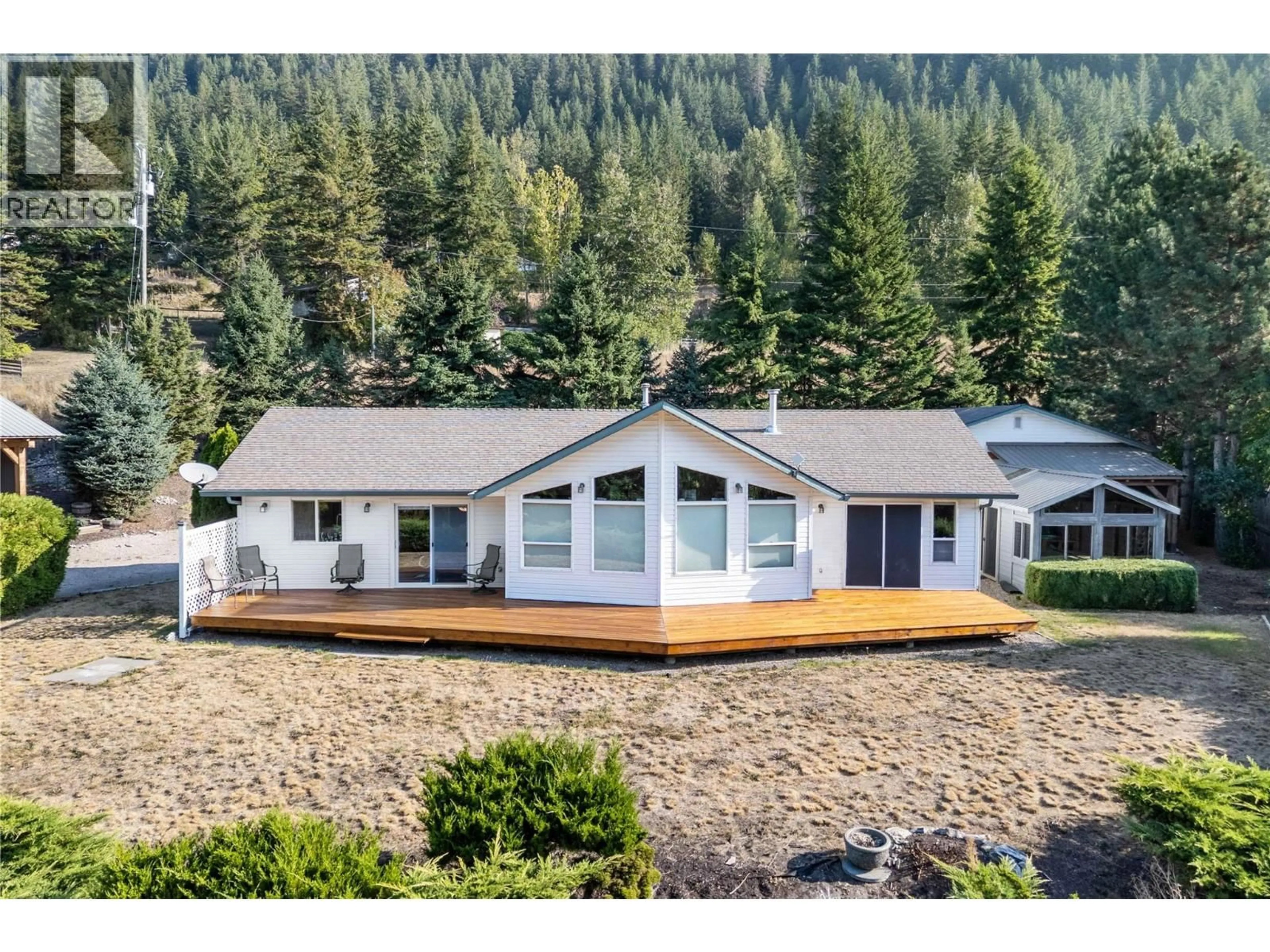A pic from outside/outdoor area/front of a property/back of a property/a pic from drone, water/lake/river/ocean view for 760 MOBLEY ROAD, Tappen British Columbia V0E2X1