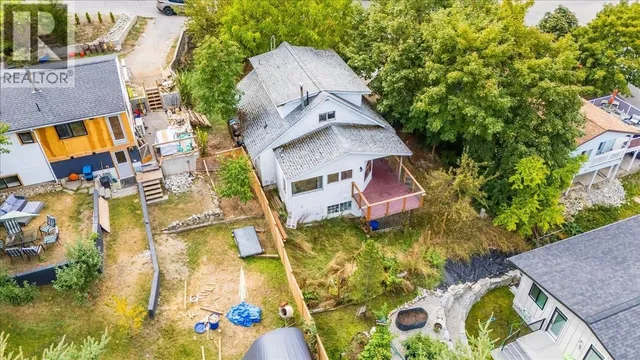 1007 GORDON STREET, Nelson 4