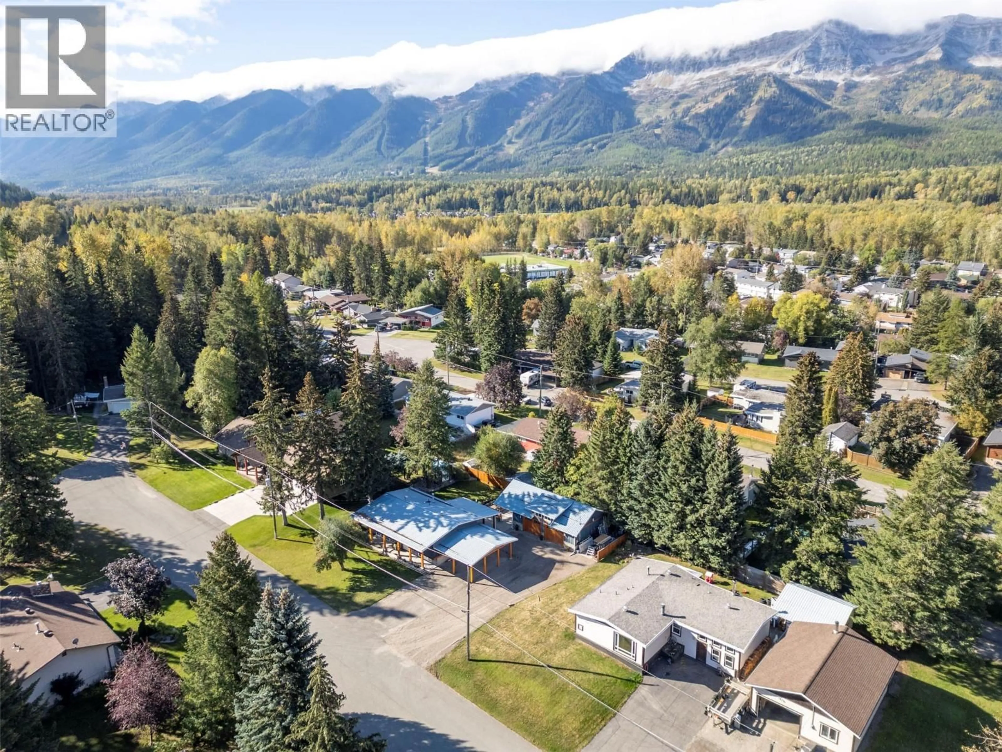 A pic from outside/outdoor area/front of a property/back of a property/a pic from drone, mountain view for 3 ELKVIEW CRESCENT, Fernie British Columbia V0B1M0