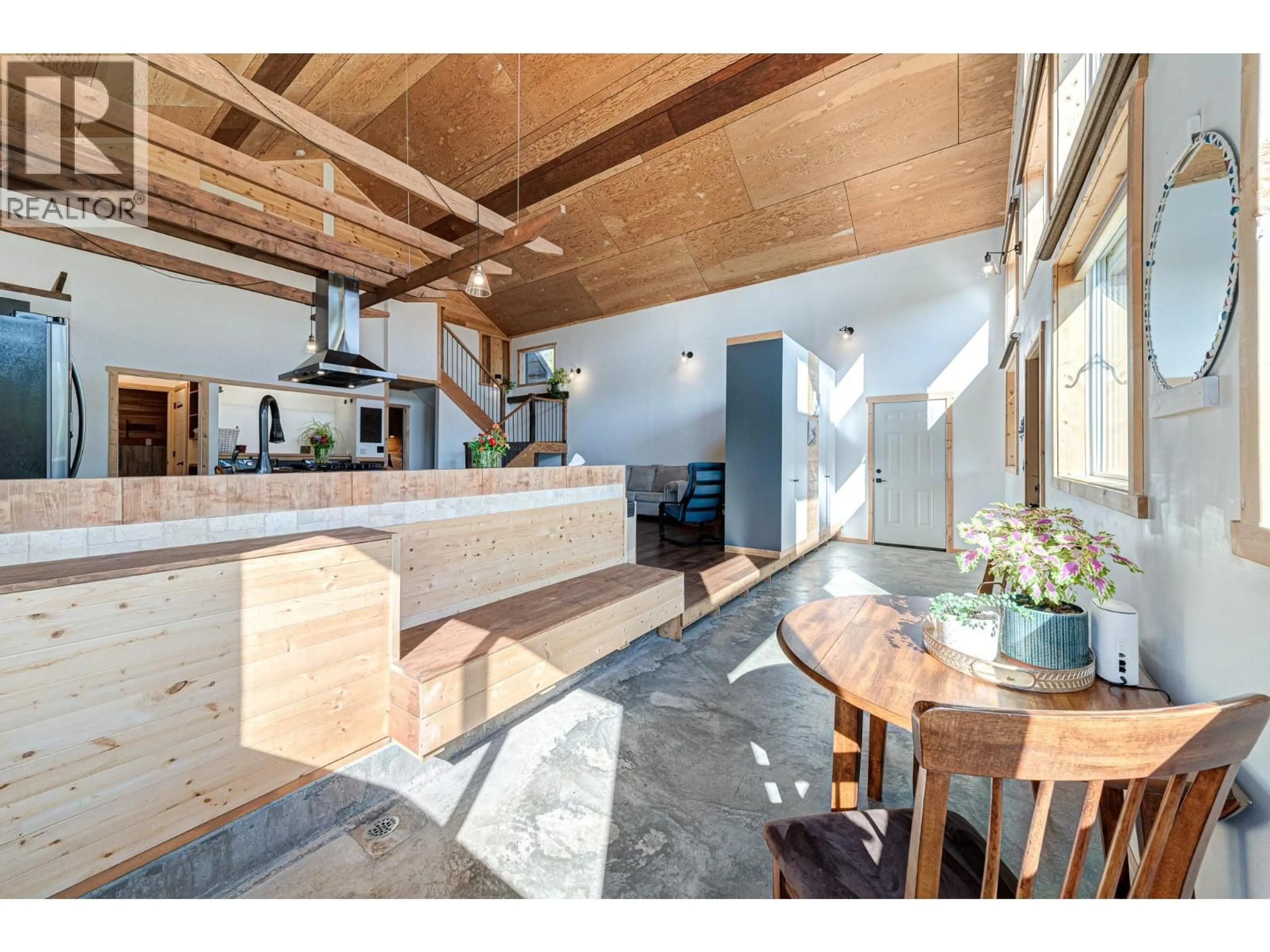 Open concept kitchen, unknown for 61 DEERBORNE DRIVE, Elkford British Columbia V0B1H0