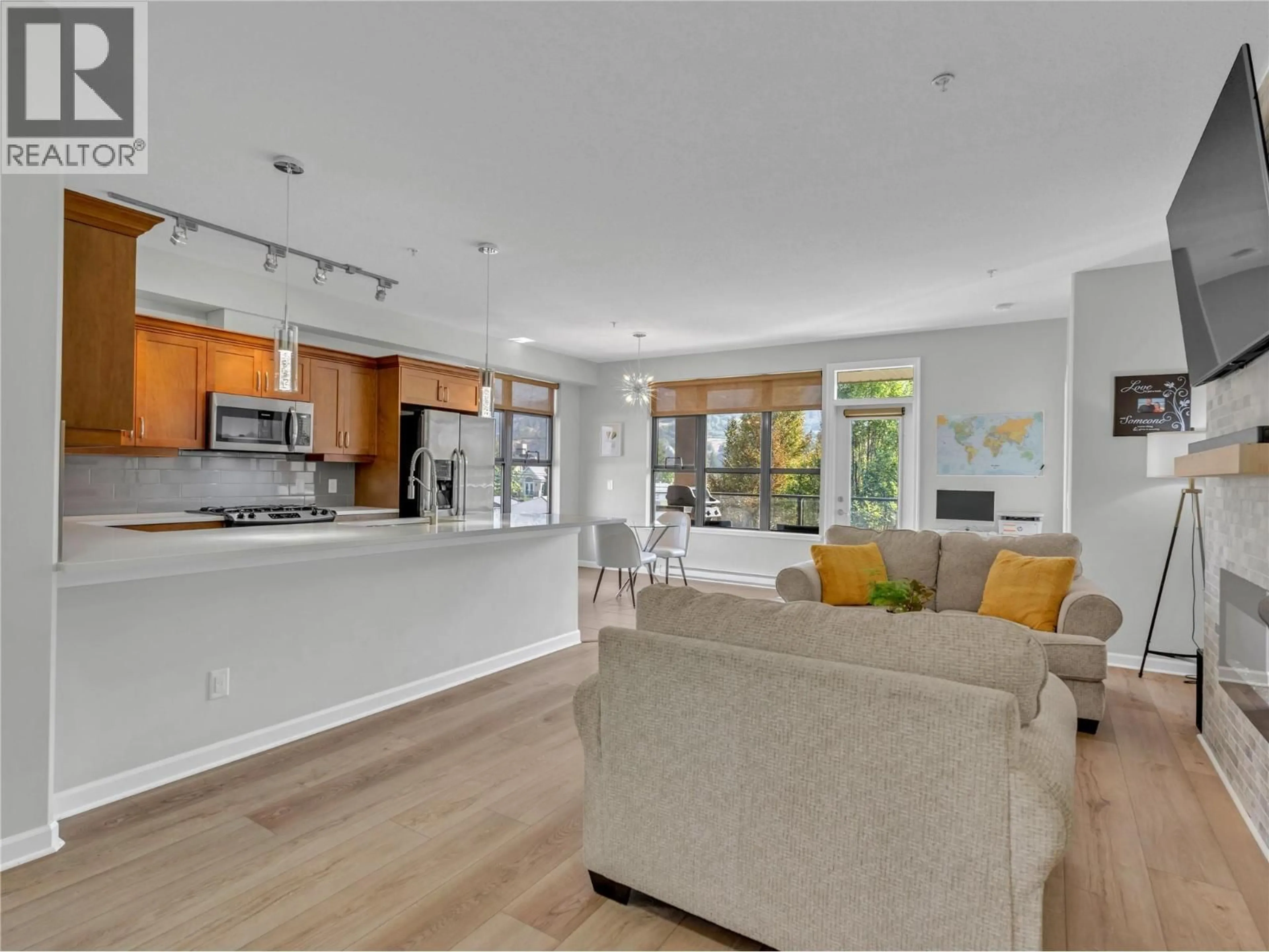 Open concept kitchen, unknown for 303 - 3589 SKAHA LAKE ROAD, Penticton British Columbia V2A7K2