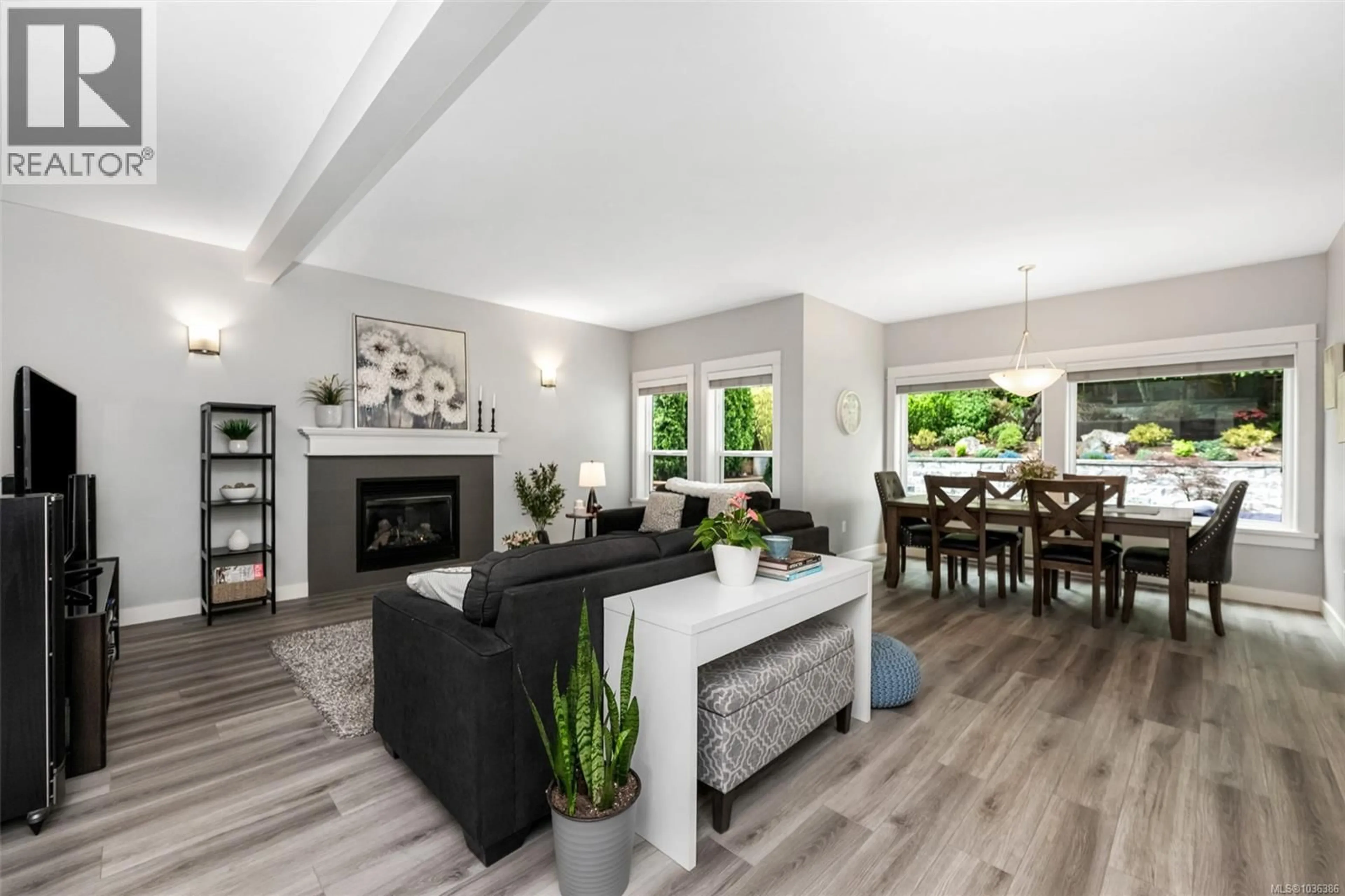 Living room with furniture, wood/laminate floor for 42 DEGOUTIERE PLACE, View Royal British Columbia V9B0H3