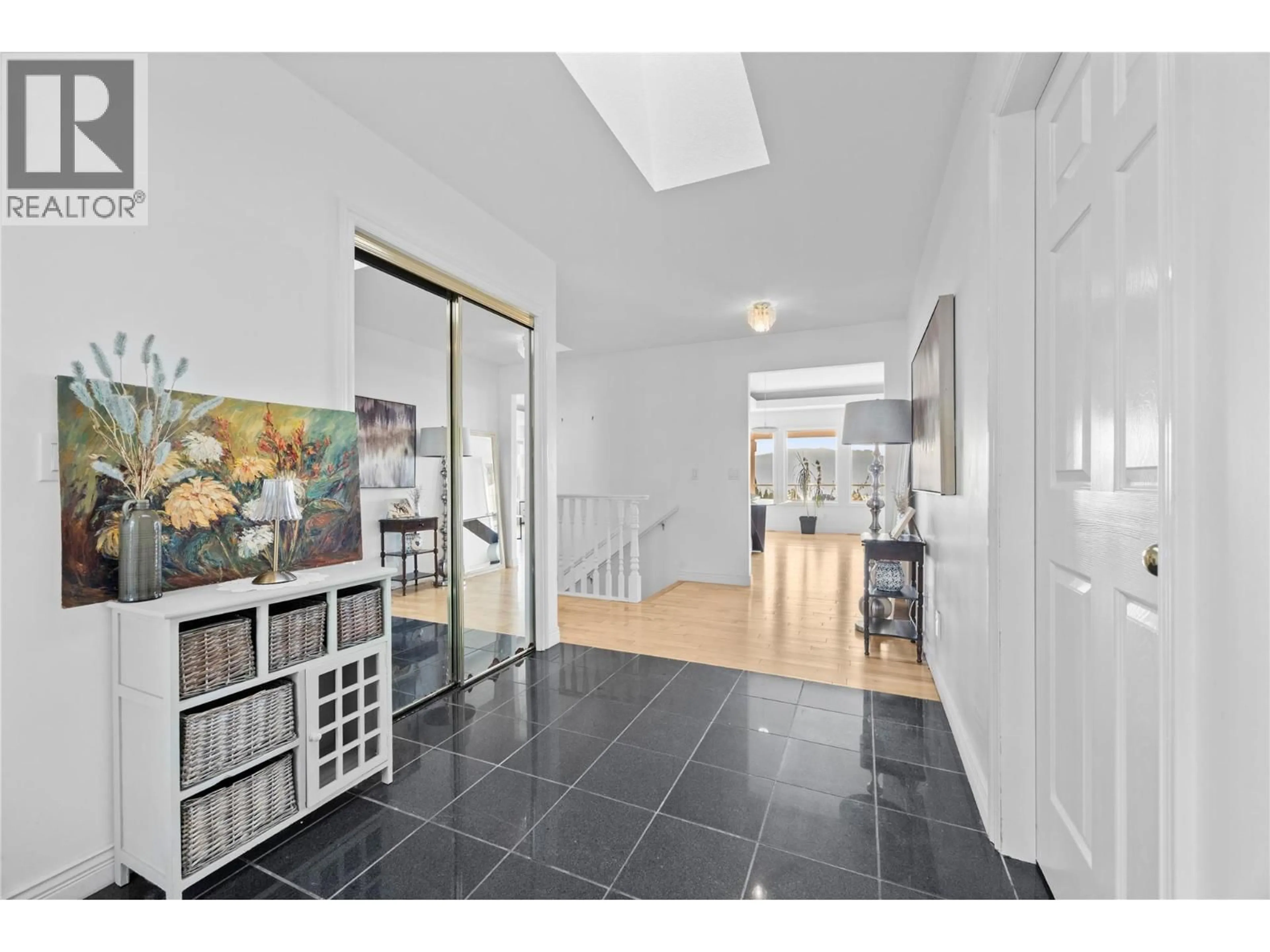 Indoor entryway for 2625 COPPER RIDGE DRIVE, West Kelowna British Columbia V4T2M8