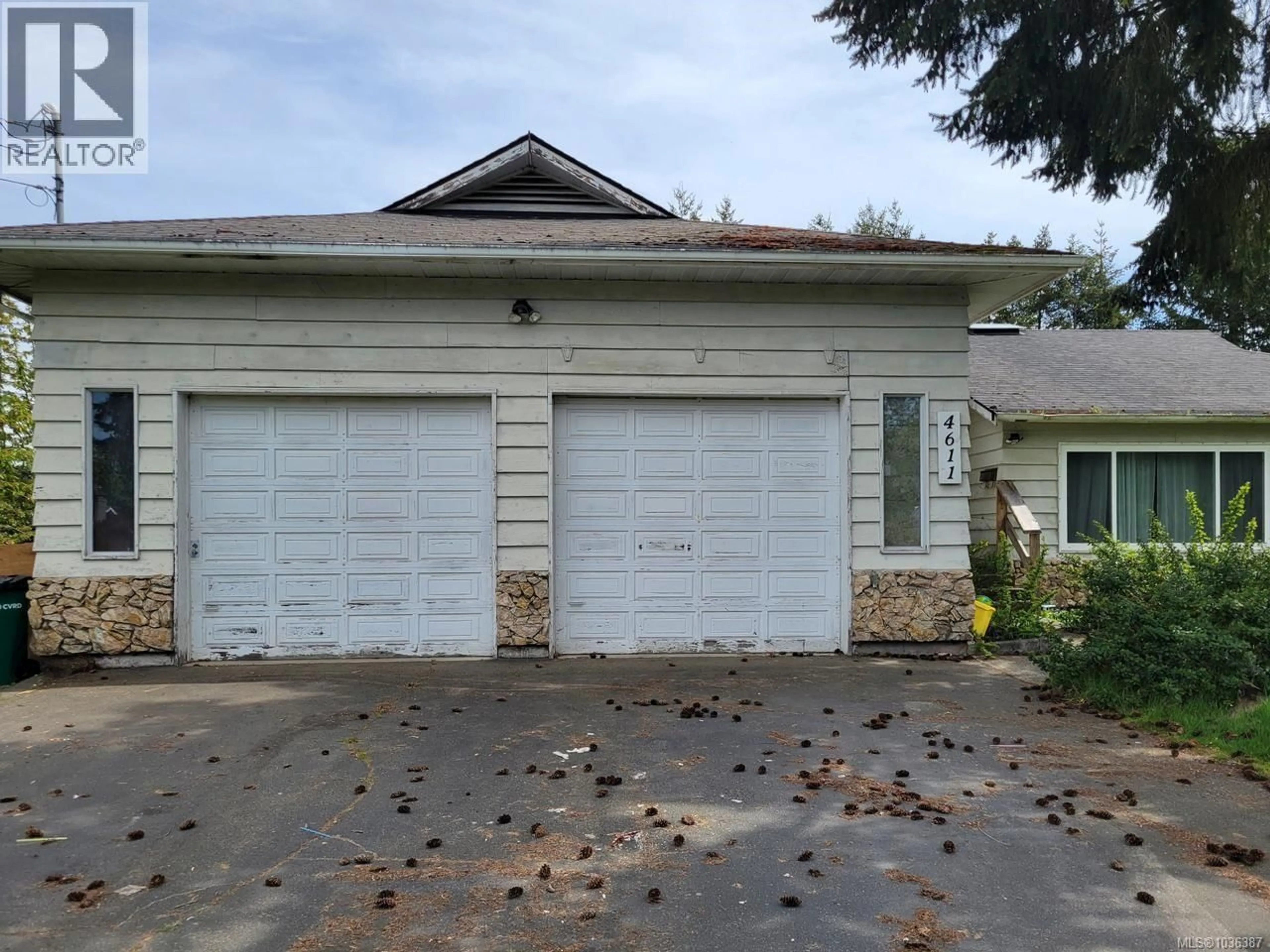 Indoor garage for 4611 MCGILL ROAD, Cowichan Bay British Columbia V0R1N1