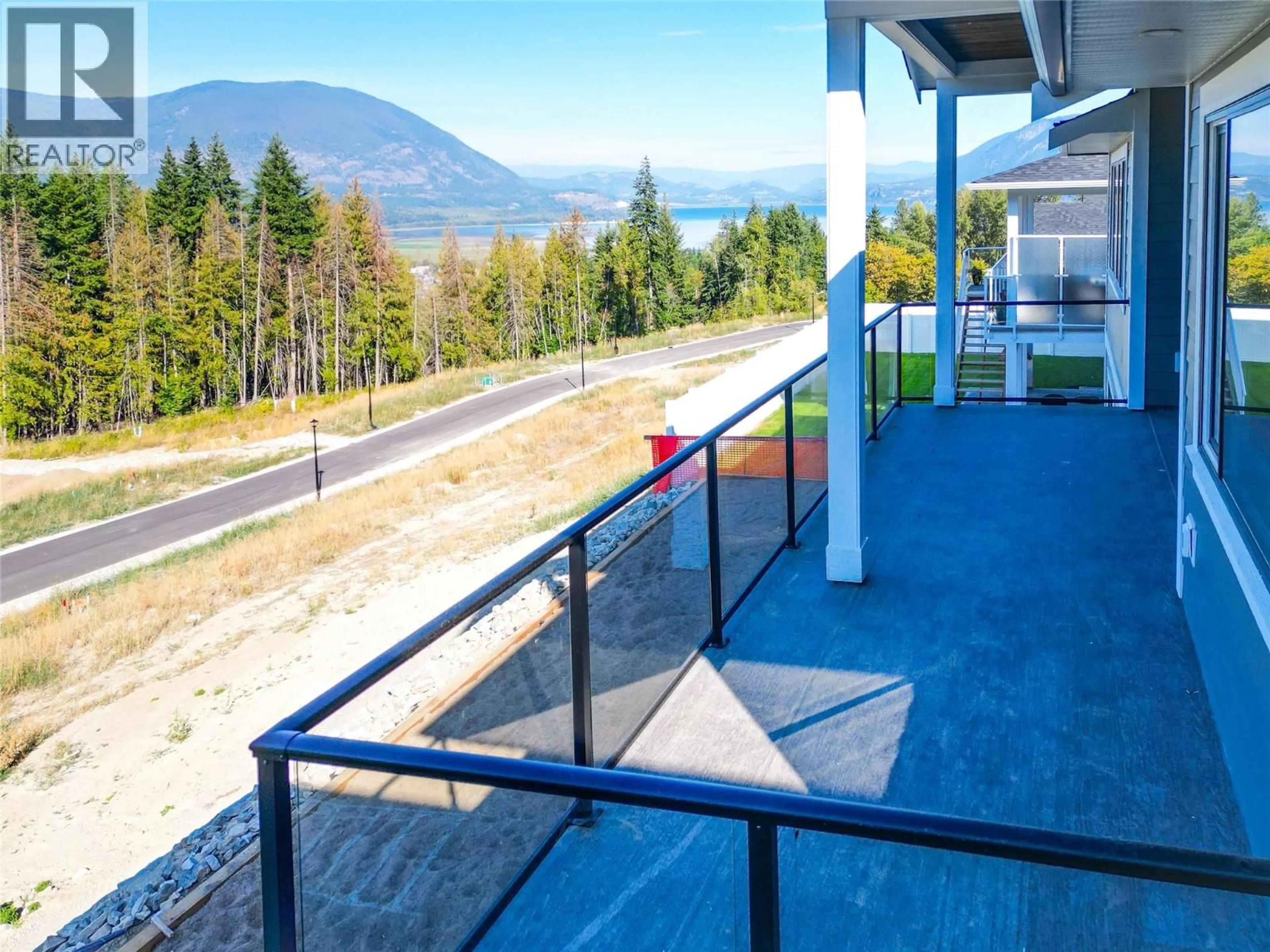Patio, mountain view for 1681 9 STREET SOUTHEAST, Salmon Arm British Columbia V1E0G9