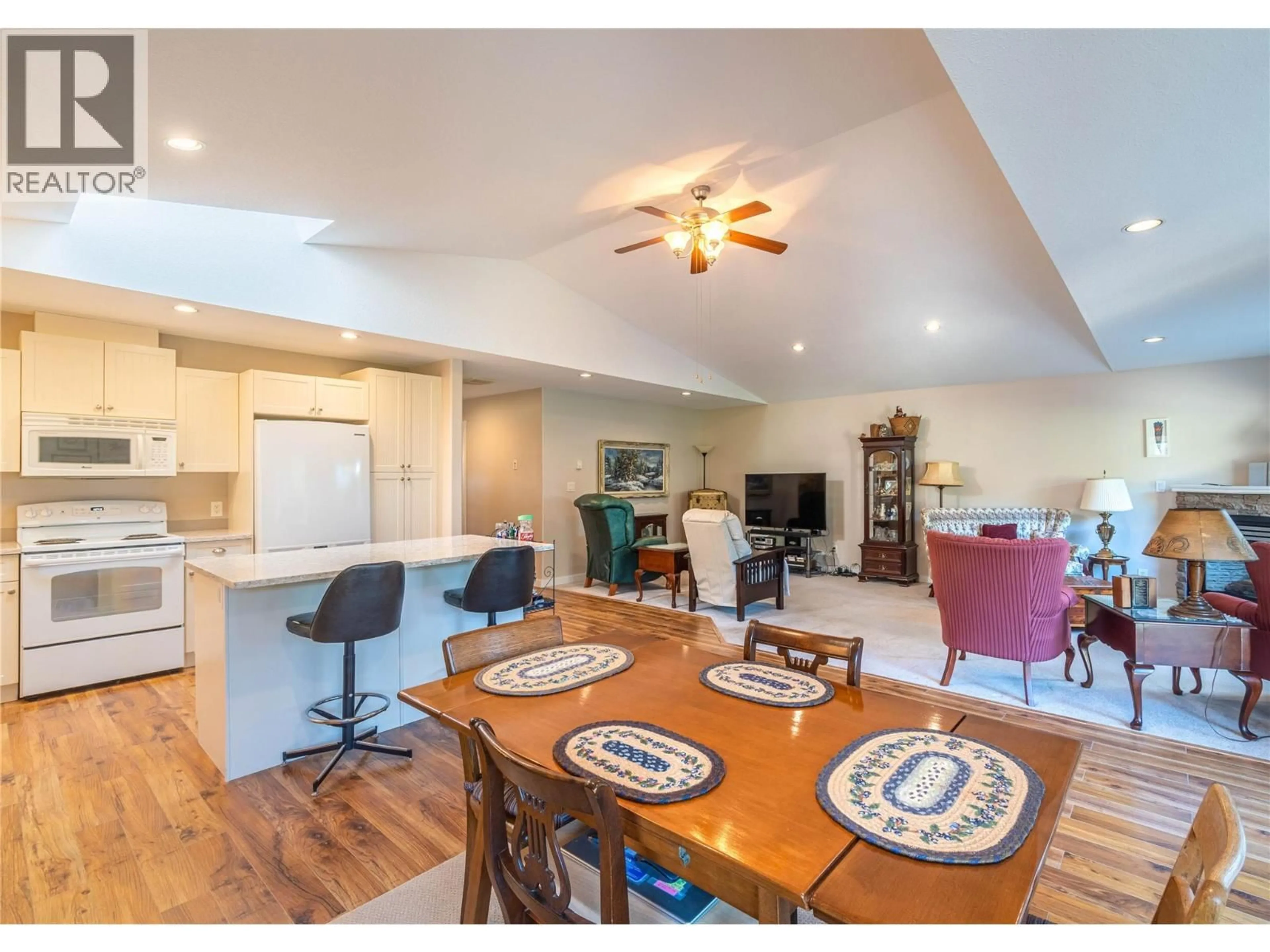 Open concept kitchen, wood/laminate floor for 16 - 312 ARBUTUS STREET, Chase British Columbia V0E1M0