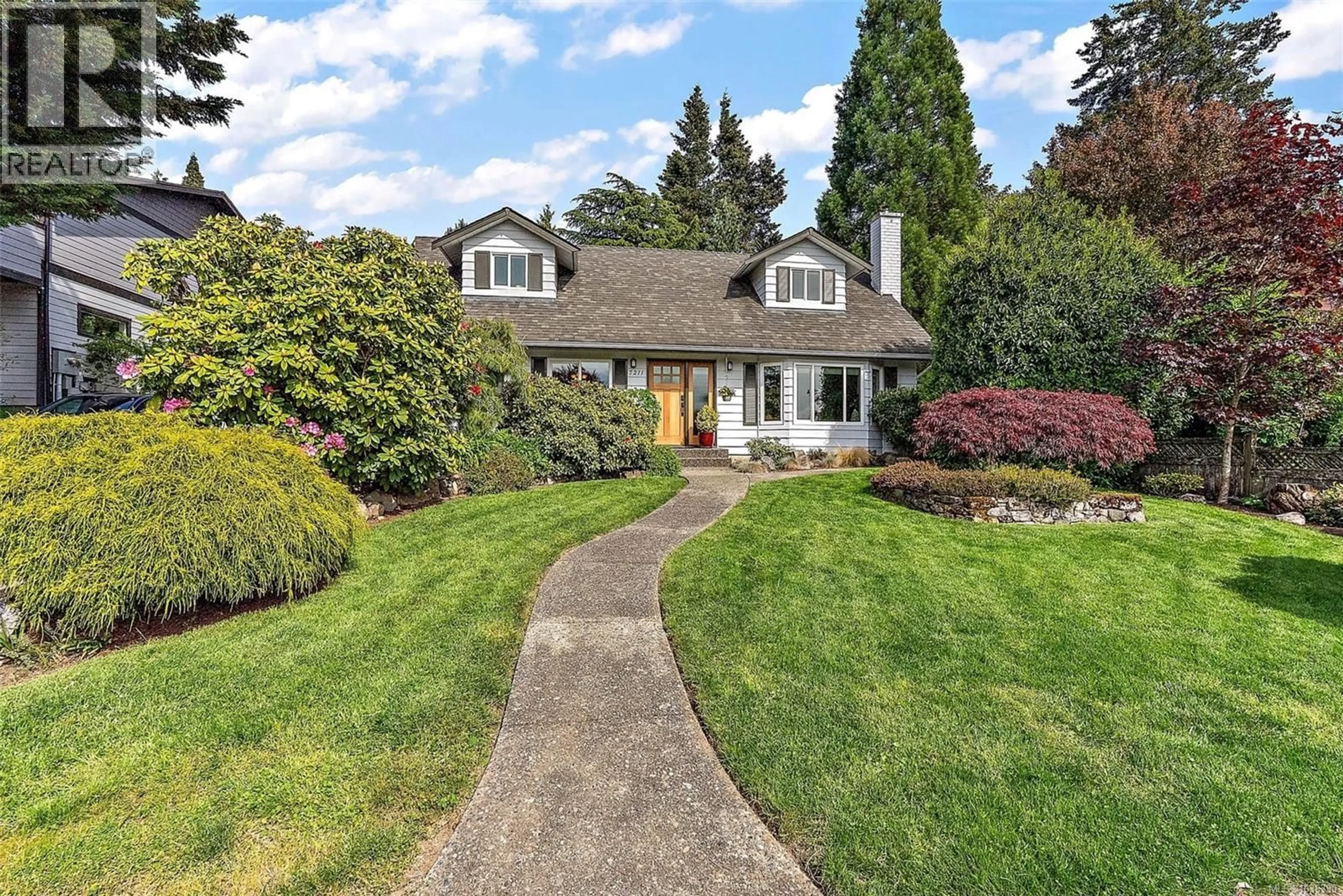 Home with vinyl exterior material, street for 7211 KIMPATA WAY, Central Saanich British Columbia V8M1C1