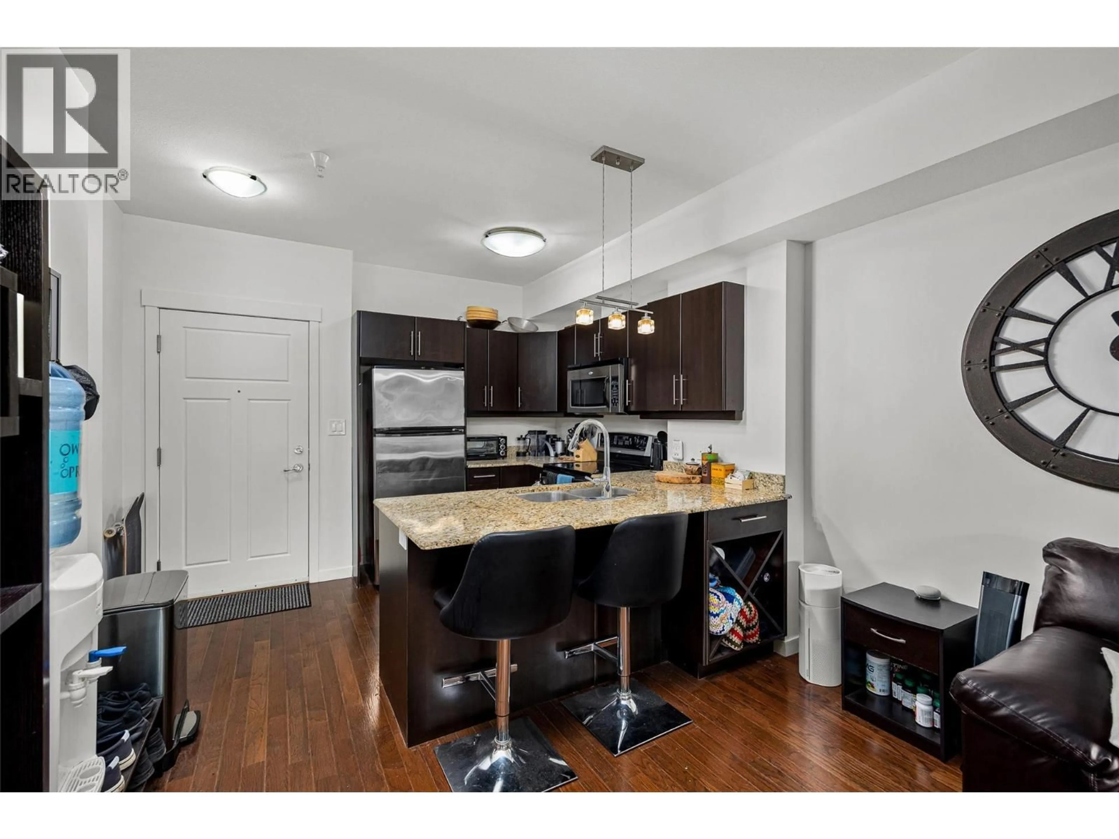 Open concept kitchen, unknown for 206 - 1957 KANE ROAD, Kelowna British Columbia V1V2X7