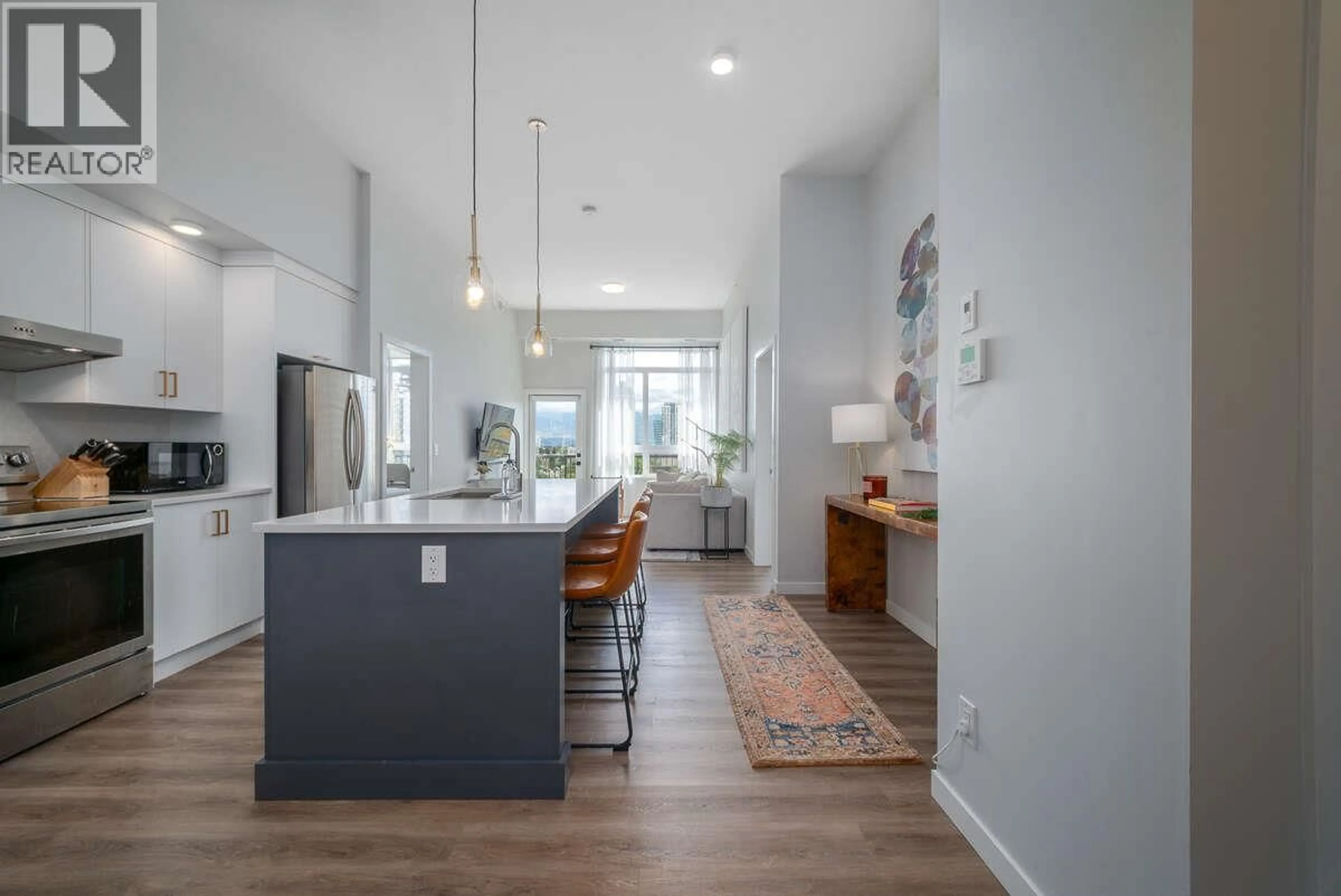 Open concept kitchen, unknown for 605 - 1215 ST PAUL STREET, Kelowna British Columbia V1Y2C7