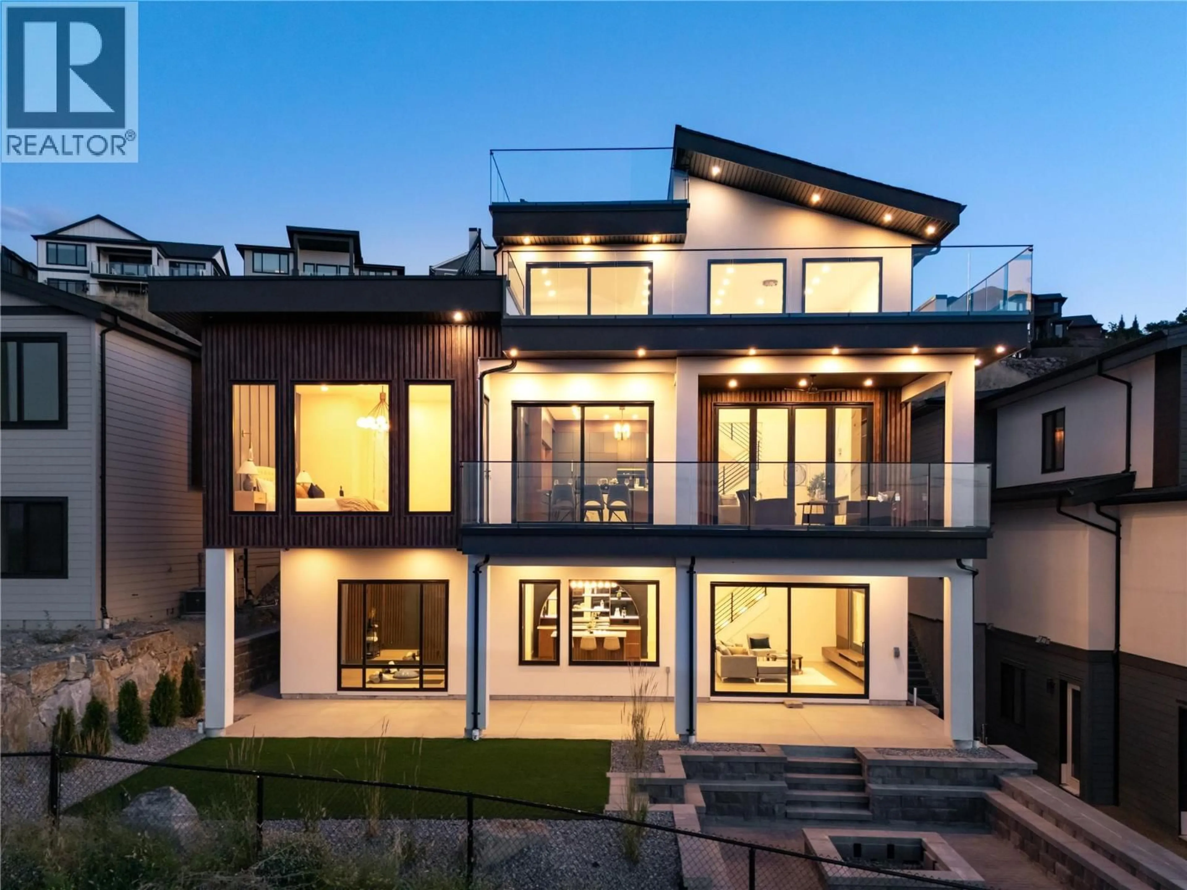 Home with brick exterior material, unknown for 1016 EMSLIE STREET, Kelowna British Columbia V1W0C3