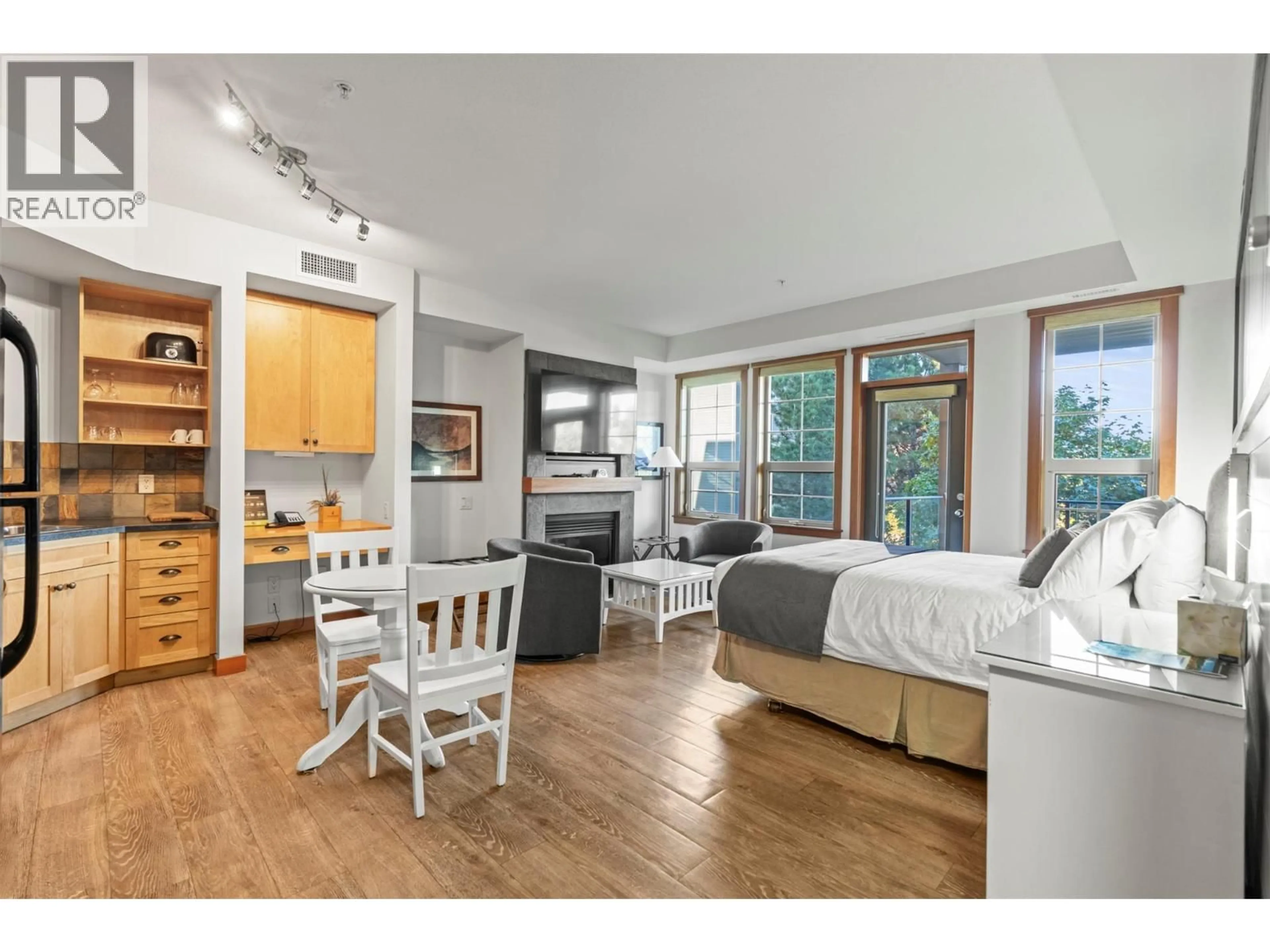 A pic of a room for 321 - 105 VILLAGE CENTRE COURT, Vernon British Columbia V1H1T2