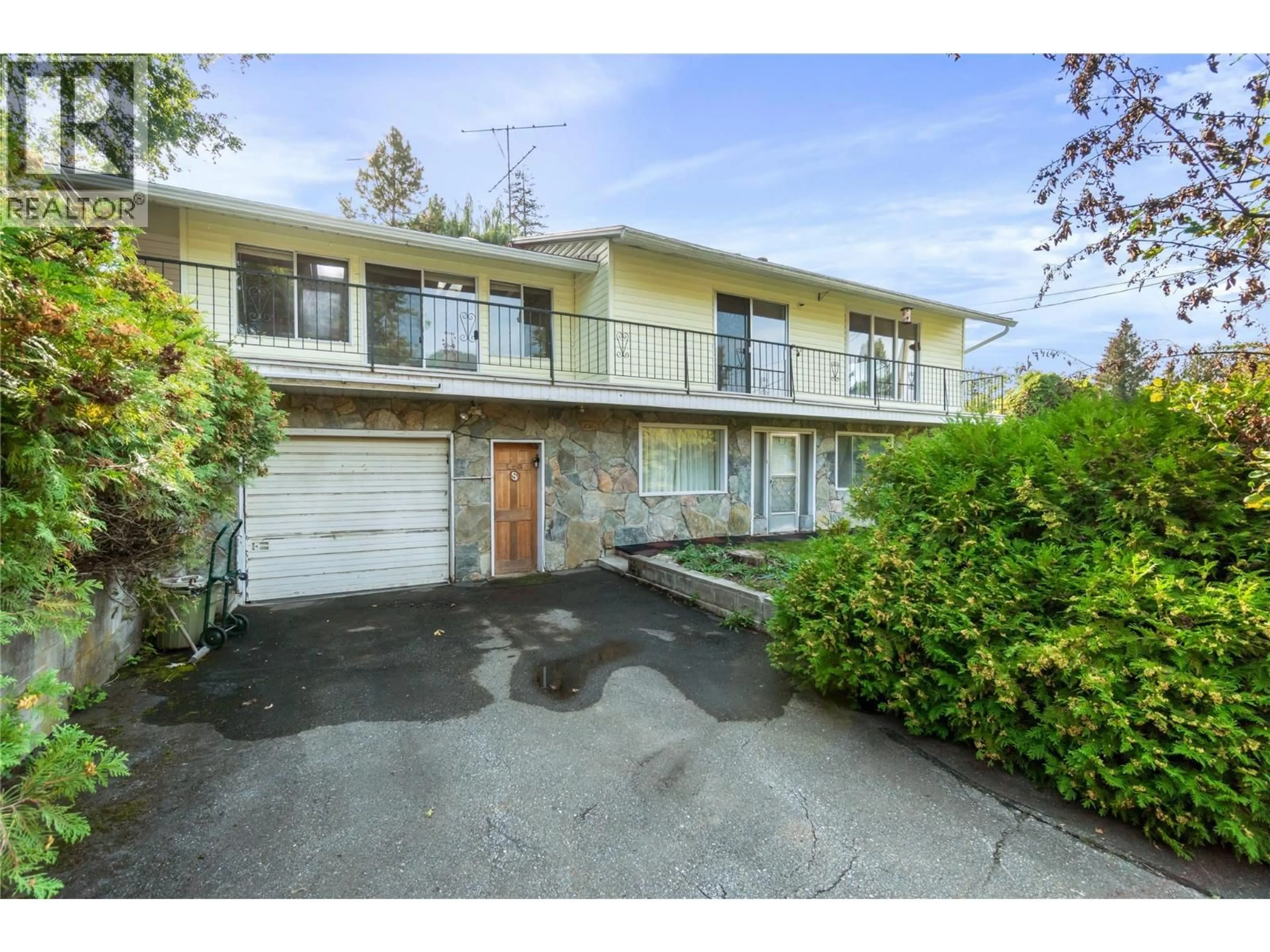 A pic from outside/outdoor area/front of a property/back of a property/a pic from drone, street for 2602 BLIND BAY ROAD, Blind Bay British Columbia V0E1H1