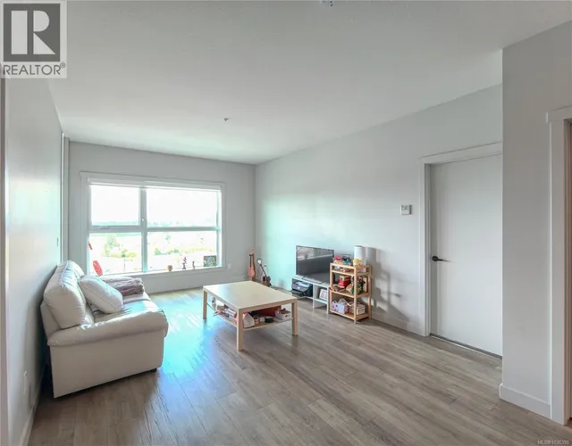 502 - 2465 GATEWAY ROAD, Langford 4