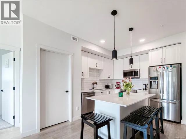 502 - 2465 GATEWAY ROAD, Langford 5