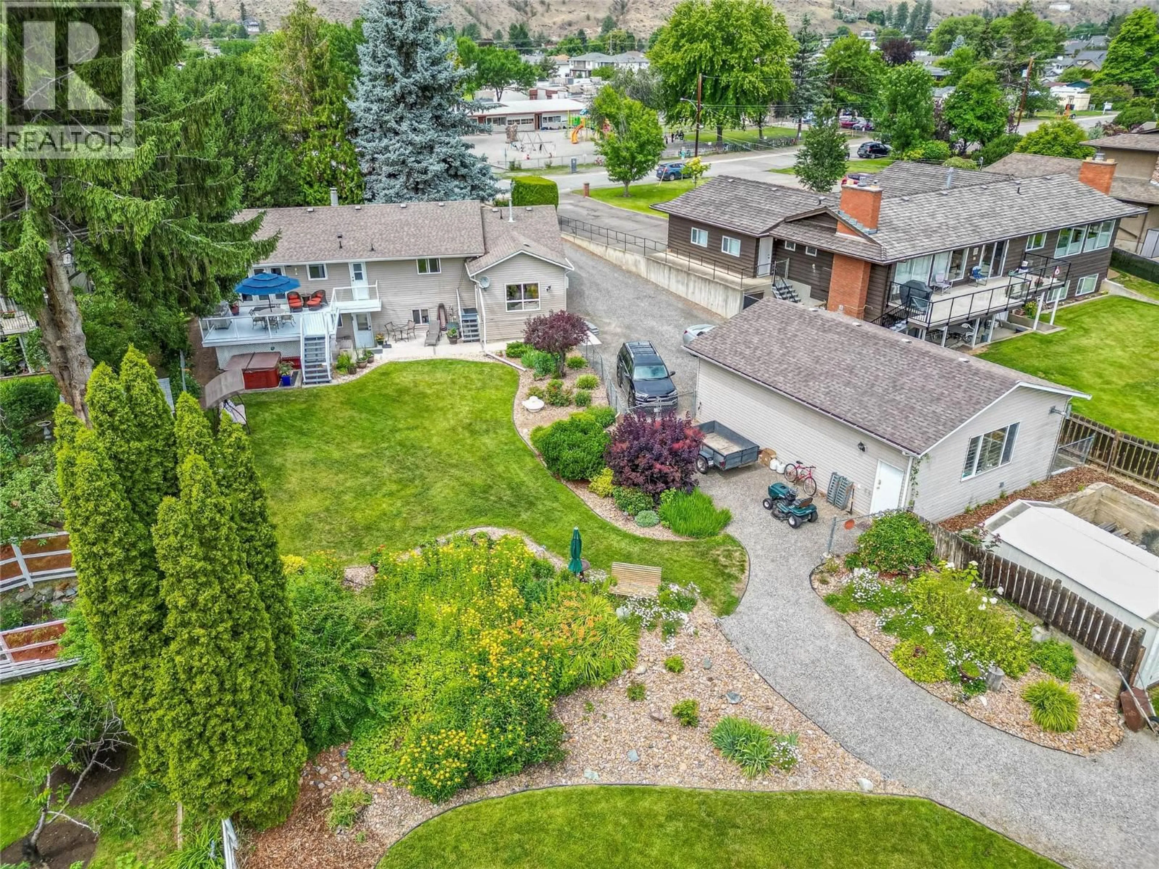 A pic from outside/outdoor area/front of a property/back of a property/a pic from drone, mountain view for 2875 BANK ROAD, Kamloops British Columbia V2B6V5