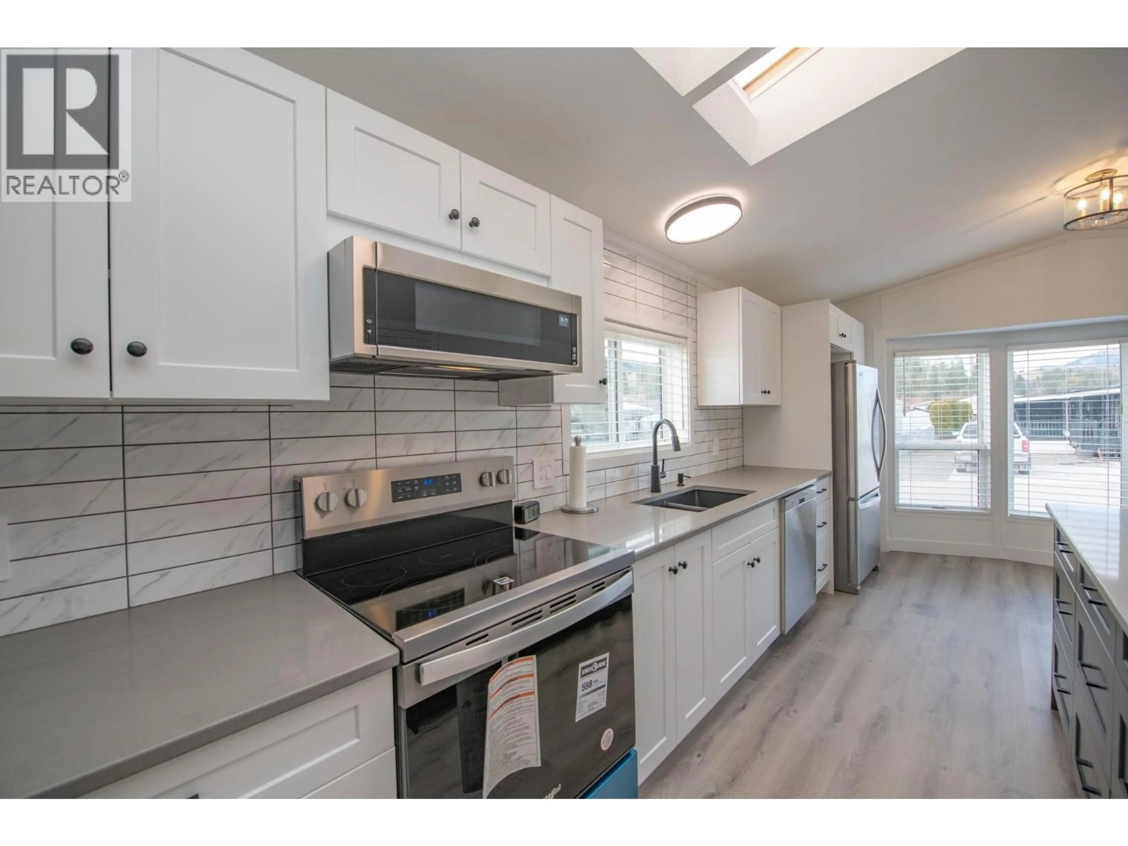 Open concept kitchen, unknown for 27 - 12560 WESTSIDE ROAD, Vernon British Columbia V1H1S9