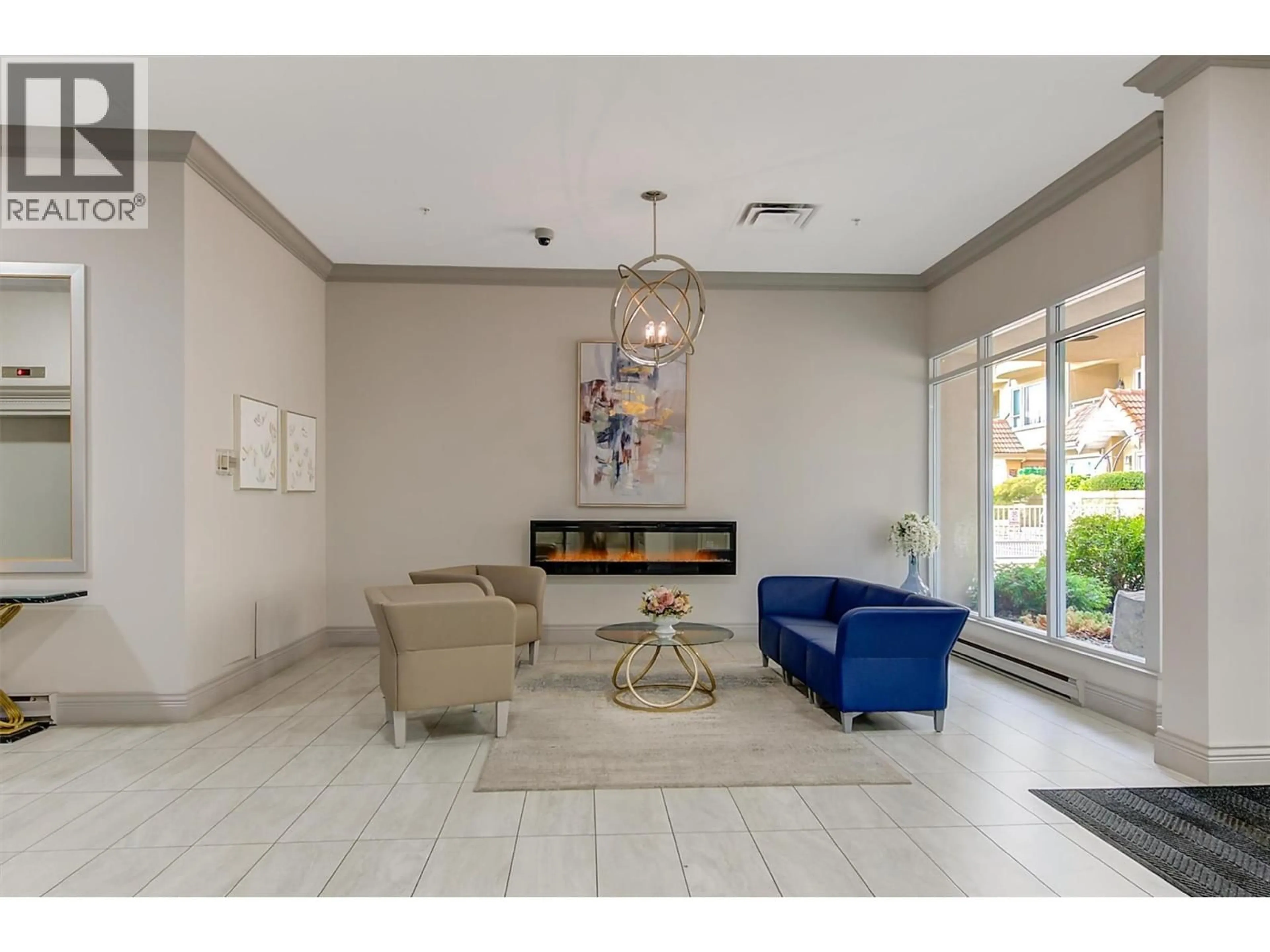 Lobby for 804 - 1160 SUNSET DRIVE, Kelowna British Columbia V1Y9P7