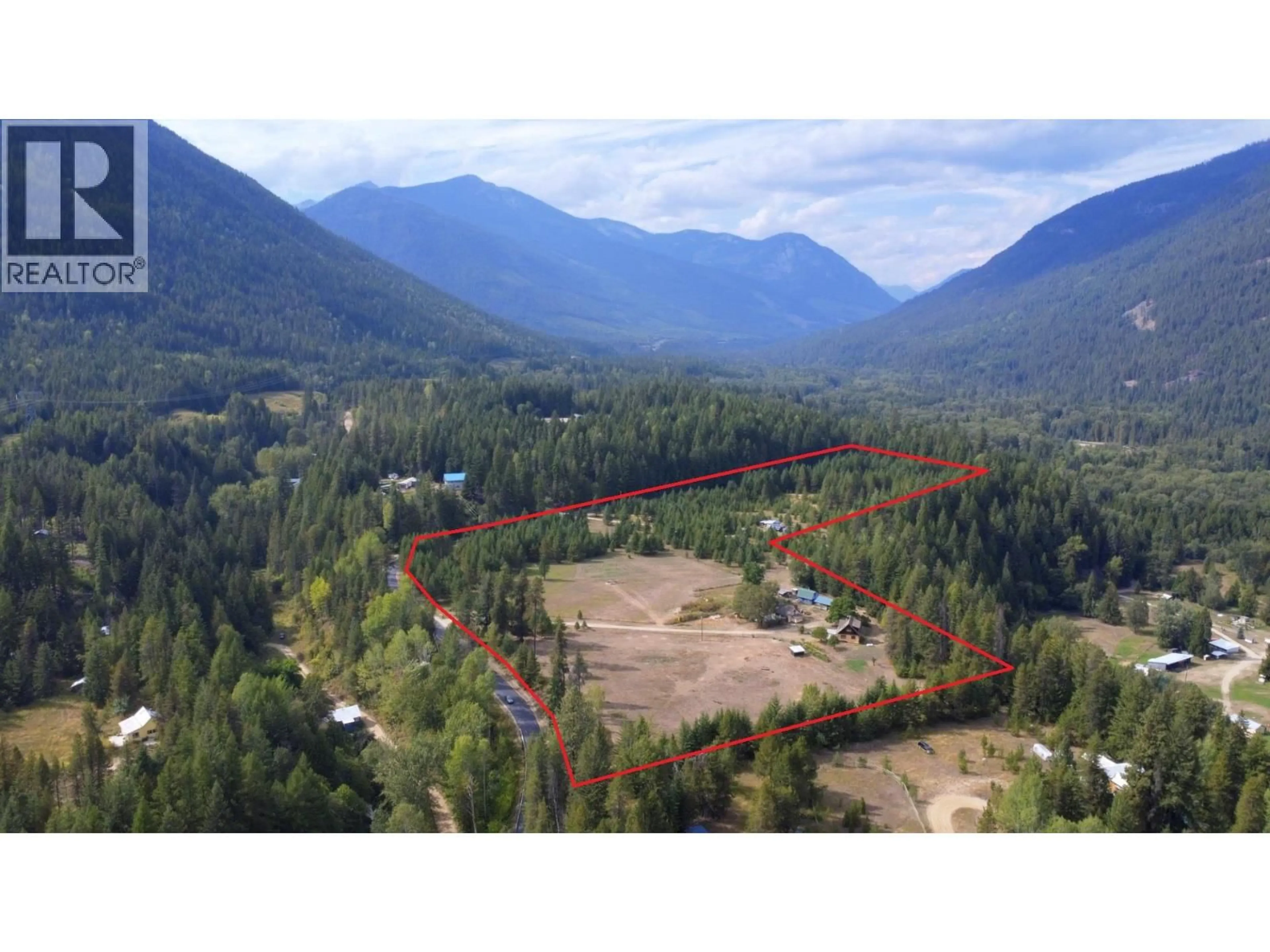 A pic from outside/outdoor area/front of a property/back of a property/a pic from drone, mountain view for 3918 PASSMORE UPPER ROAD, Passmore British Columbia V0G2J0