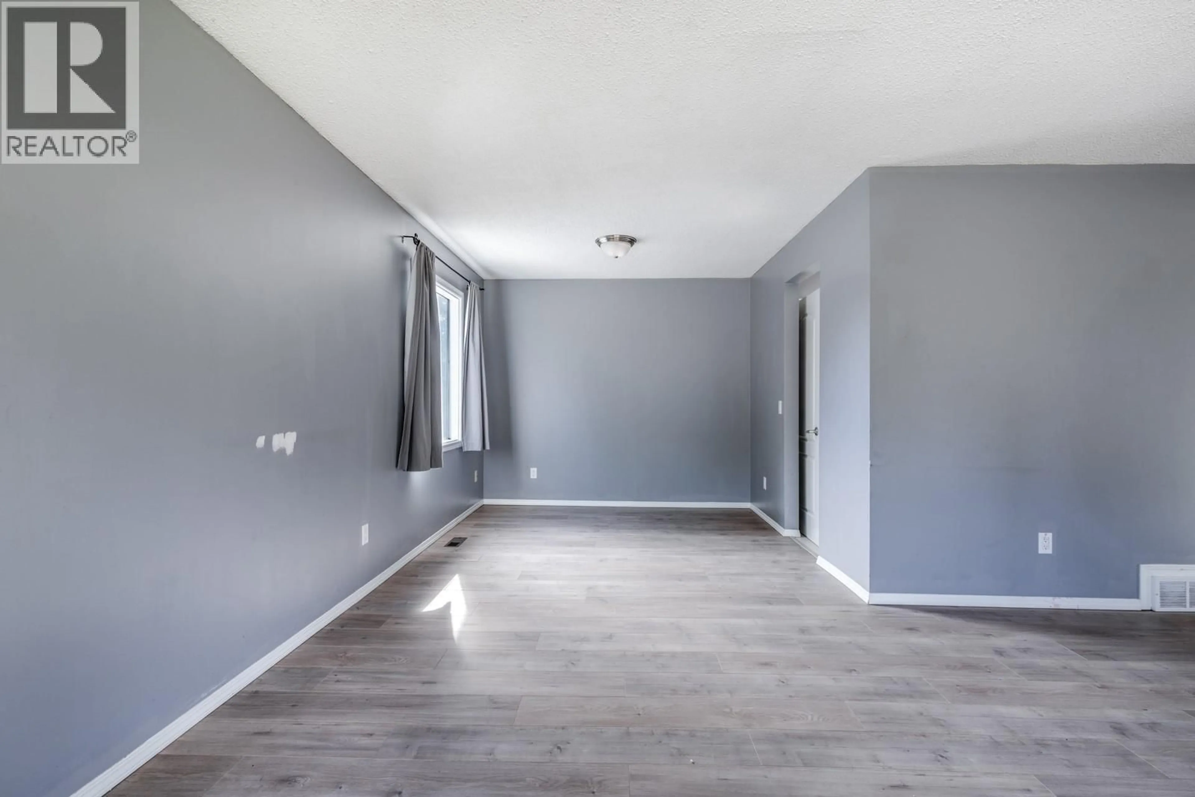 A pic of a room for 1843 GOLBECK COURT, Kelowna British Columbia V1P1L7