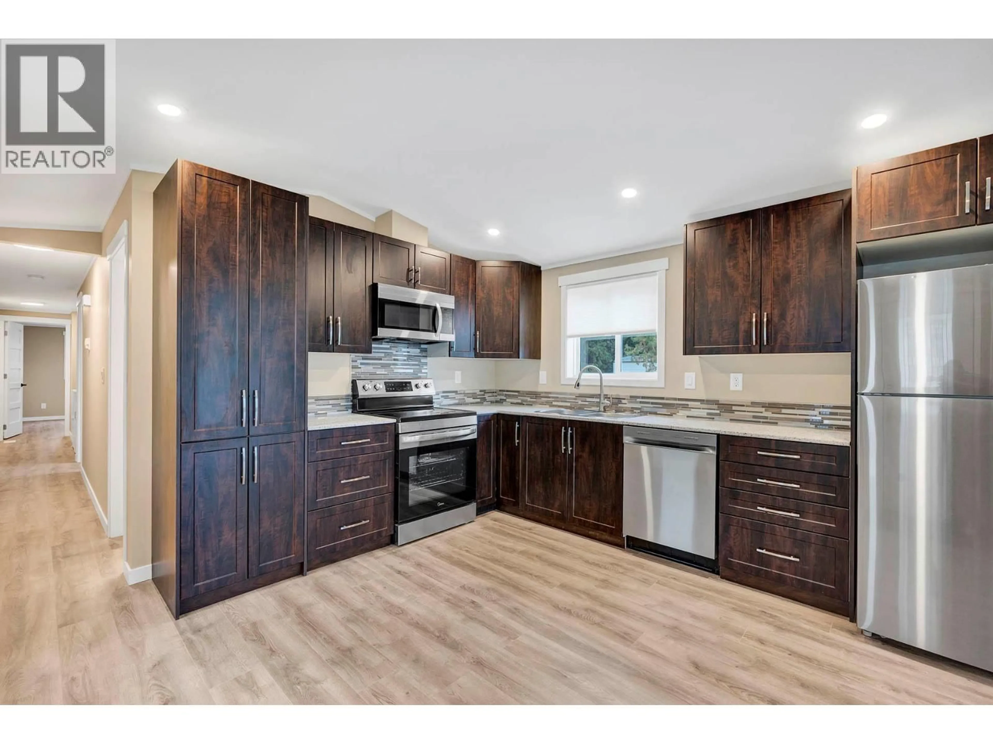 Unknown for 34 - 121 FERRY ROAD, Clearwater British Columbia V0E1N2