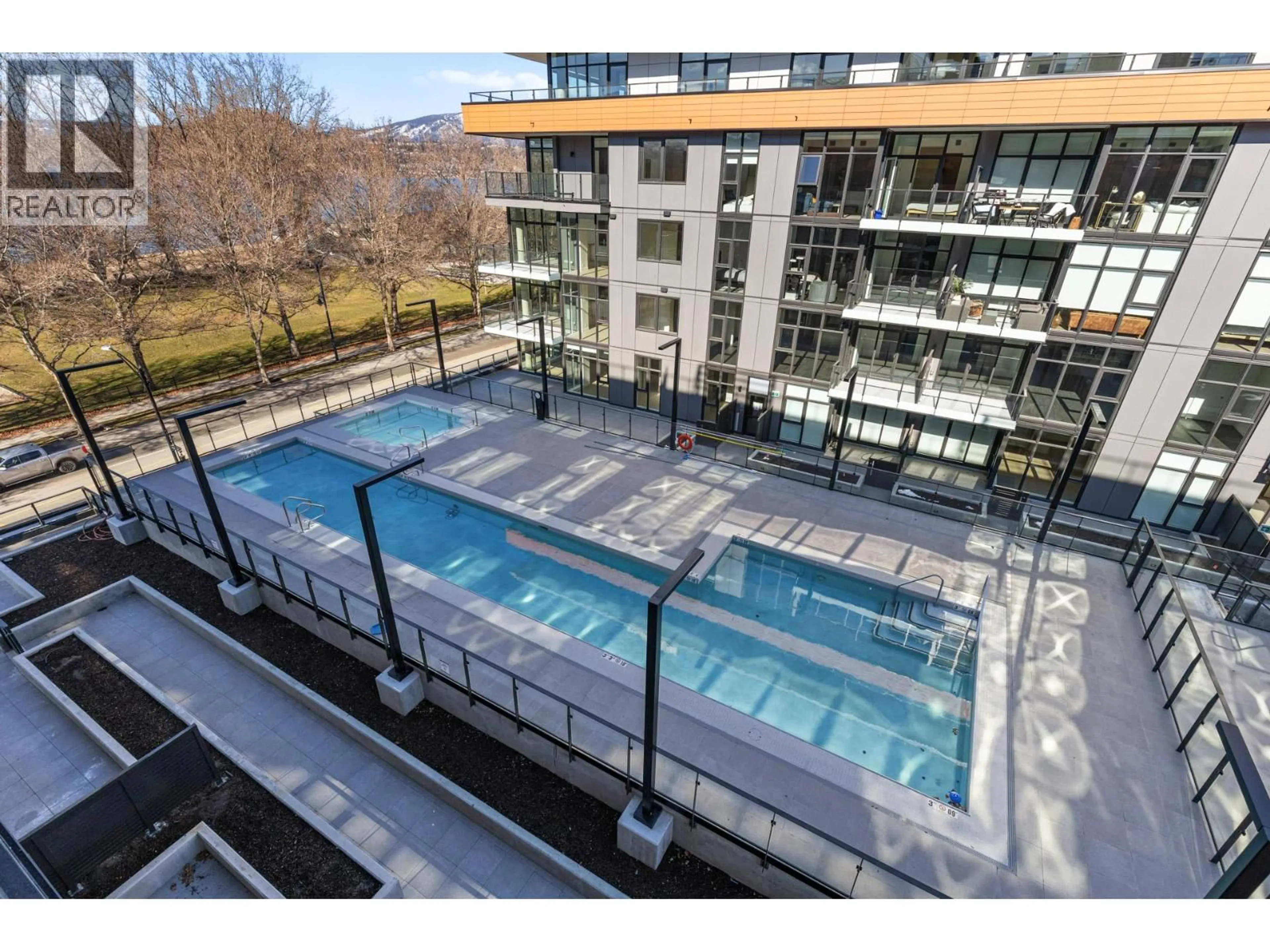 Pool for 501S - 3409 LAKESHORE ROAD, Kelowna British Columbia V1W0G6