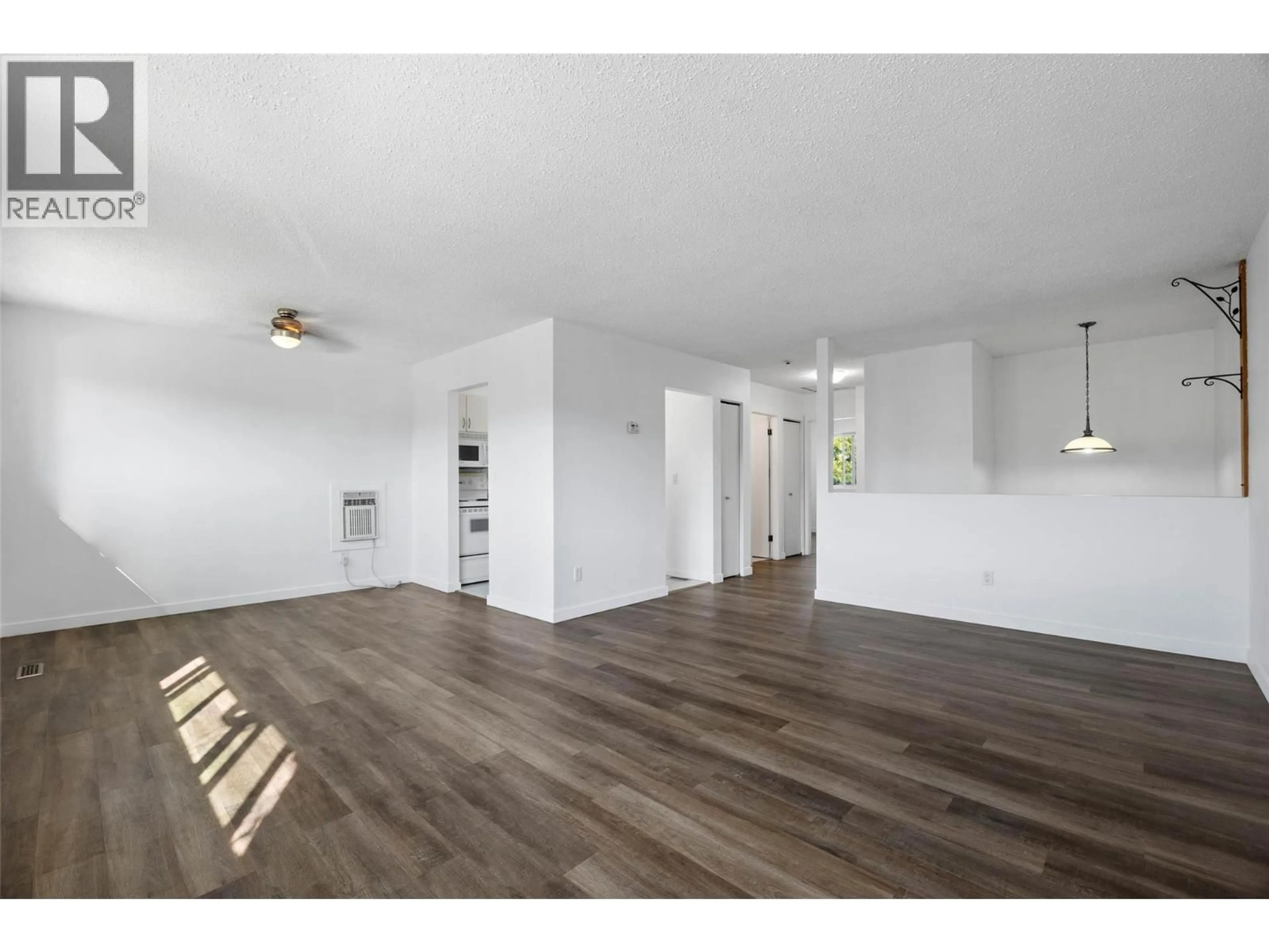 A pic of a room for 149 FORT AVENUE, Kamloops British Columbia V2B1H2