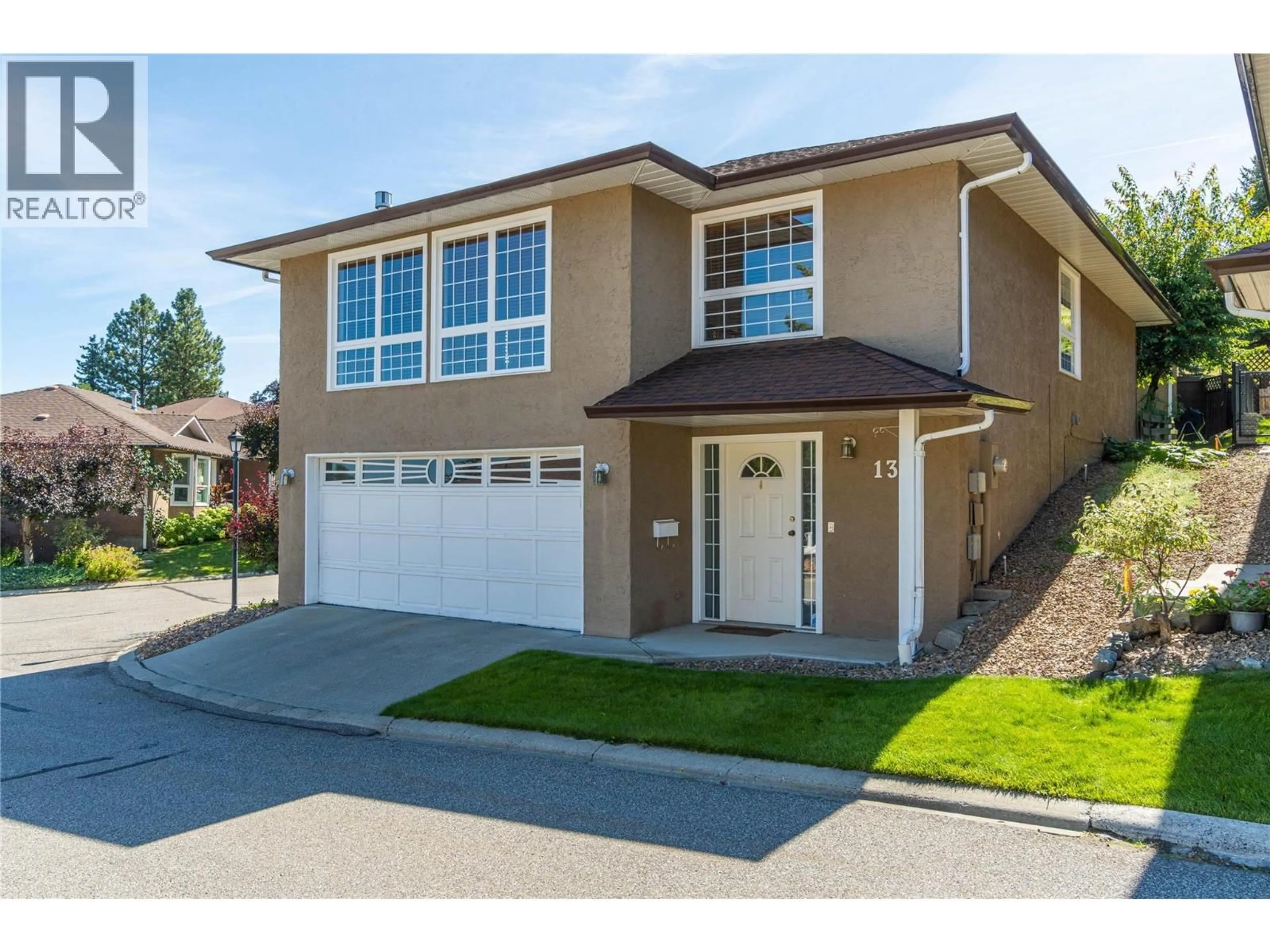 Home with vinyl exterior material, street for 13 - 2020 VAN HORNE DRIVE, Kamloops British Columbia V1S1G3