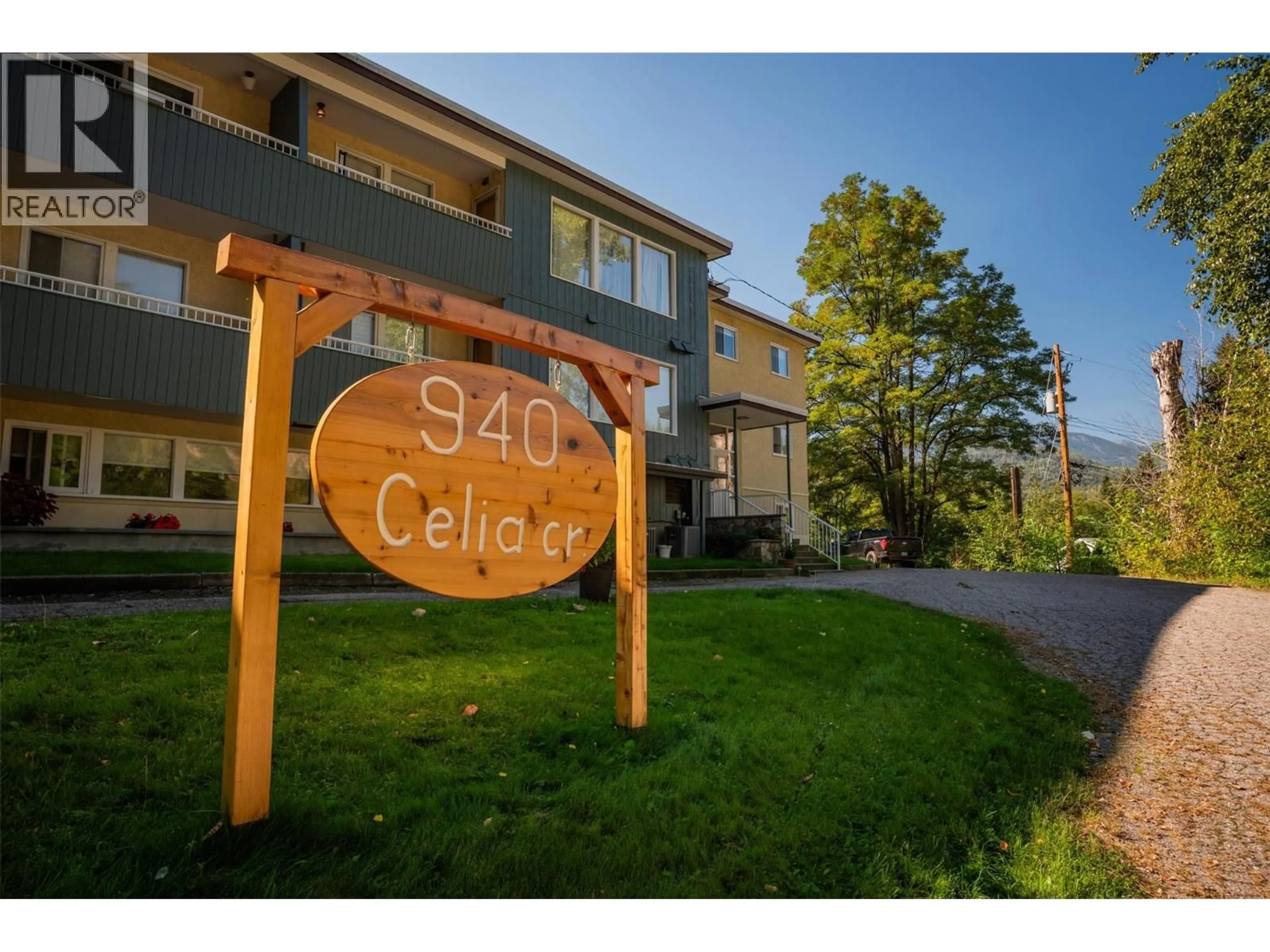 Patio, street for 36 - 940 CELIA CRESCENT, Trail British Columbia V1R1B8