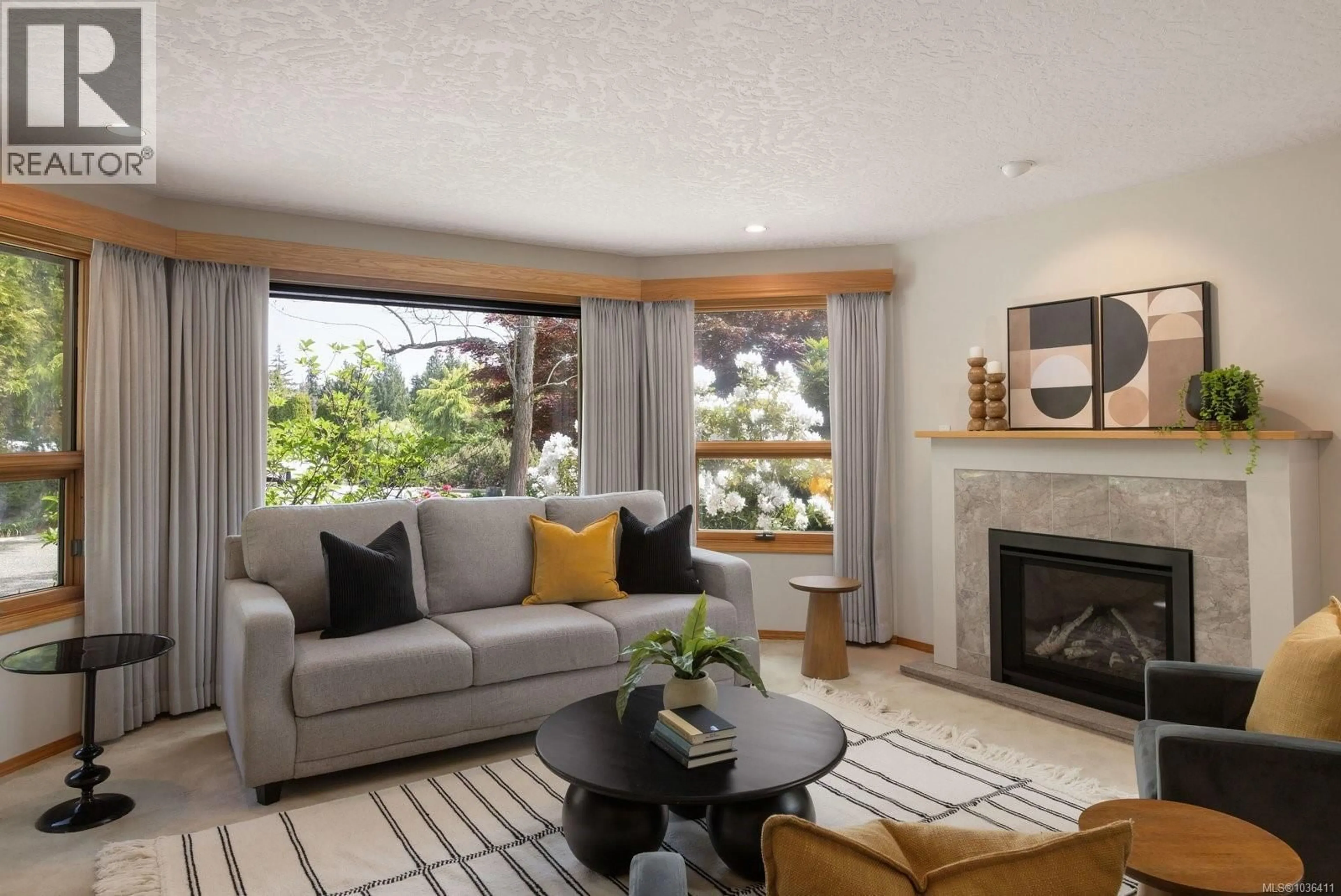 Living room with furniture, unknown for 1616 BARKLEY PLACE, North Saanich British Columbia V8L5E6