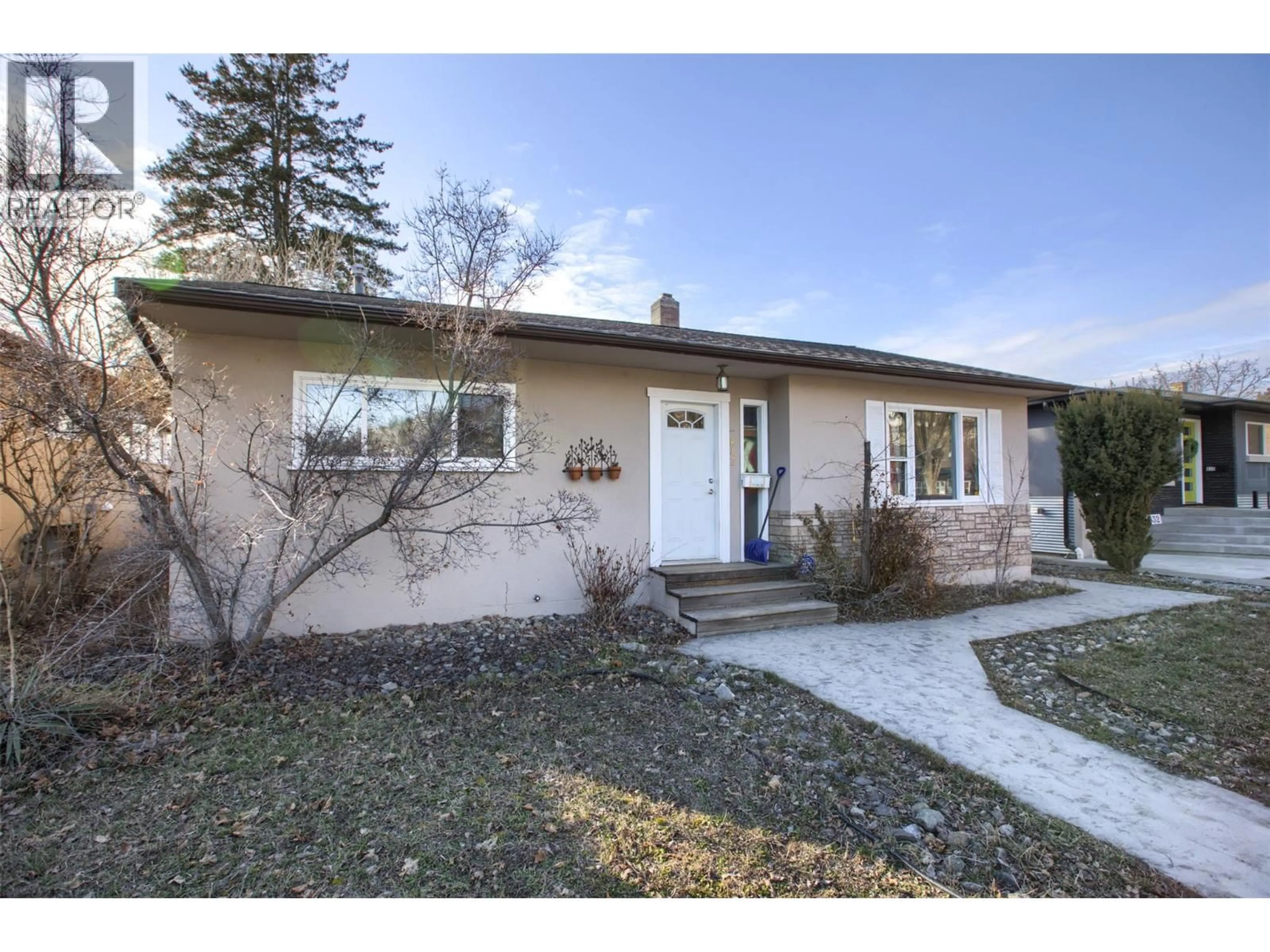 Unknown for 842 WALROD STREET, Kelowna British Columbia V1Y2S3