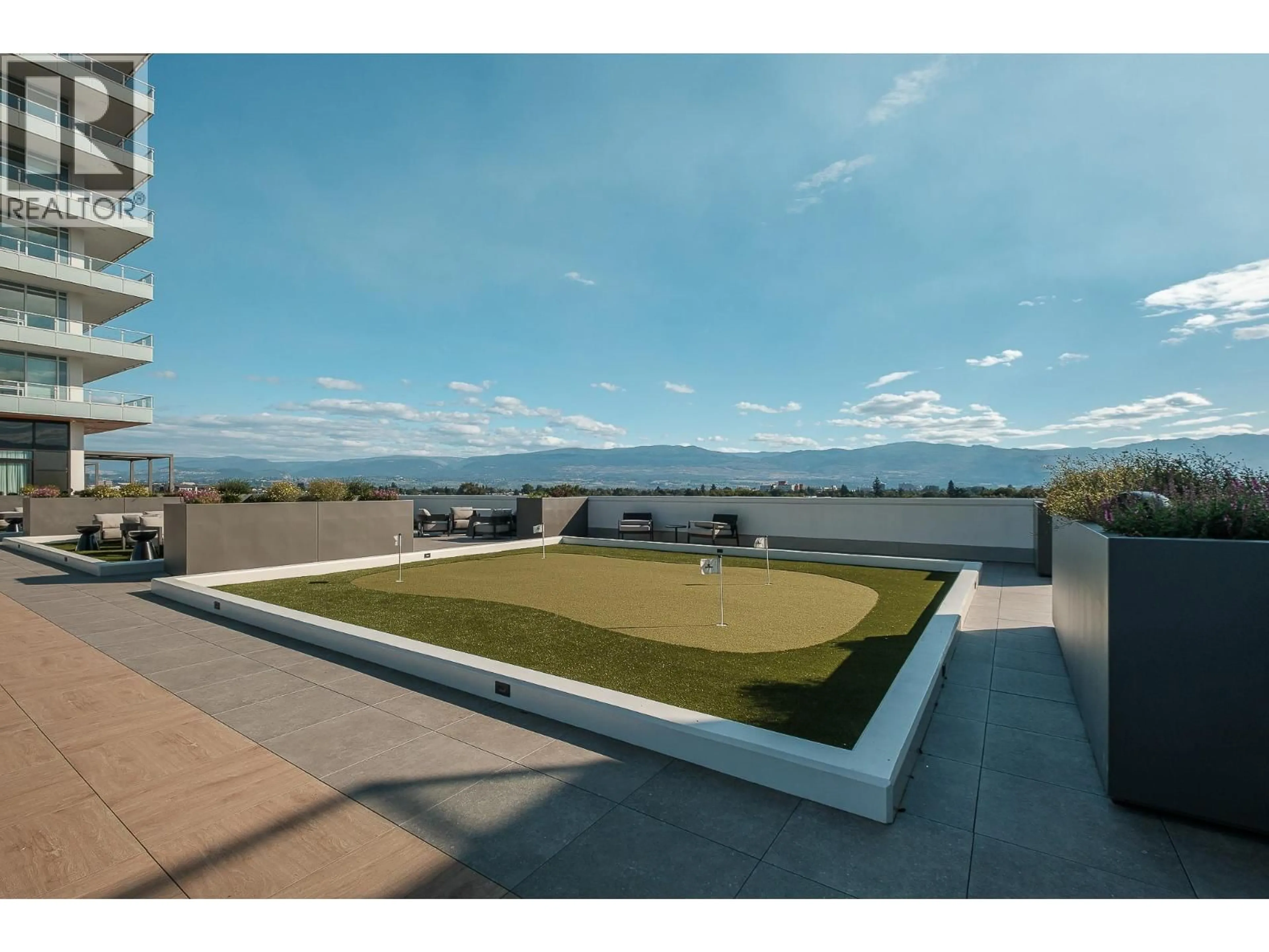 Patio, water/lake/river/ocean view for 902 - 1626 WATER ST STREET, Kelowna British Columbia V1Y0N7