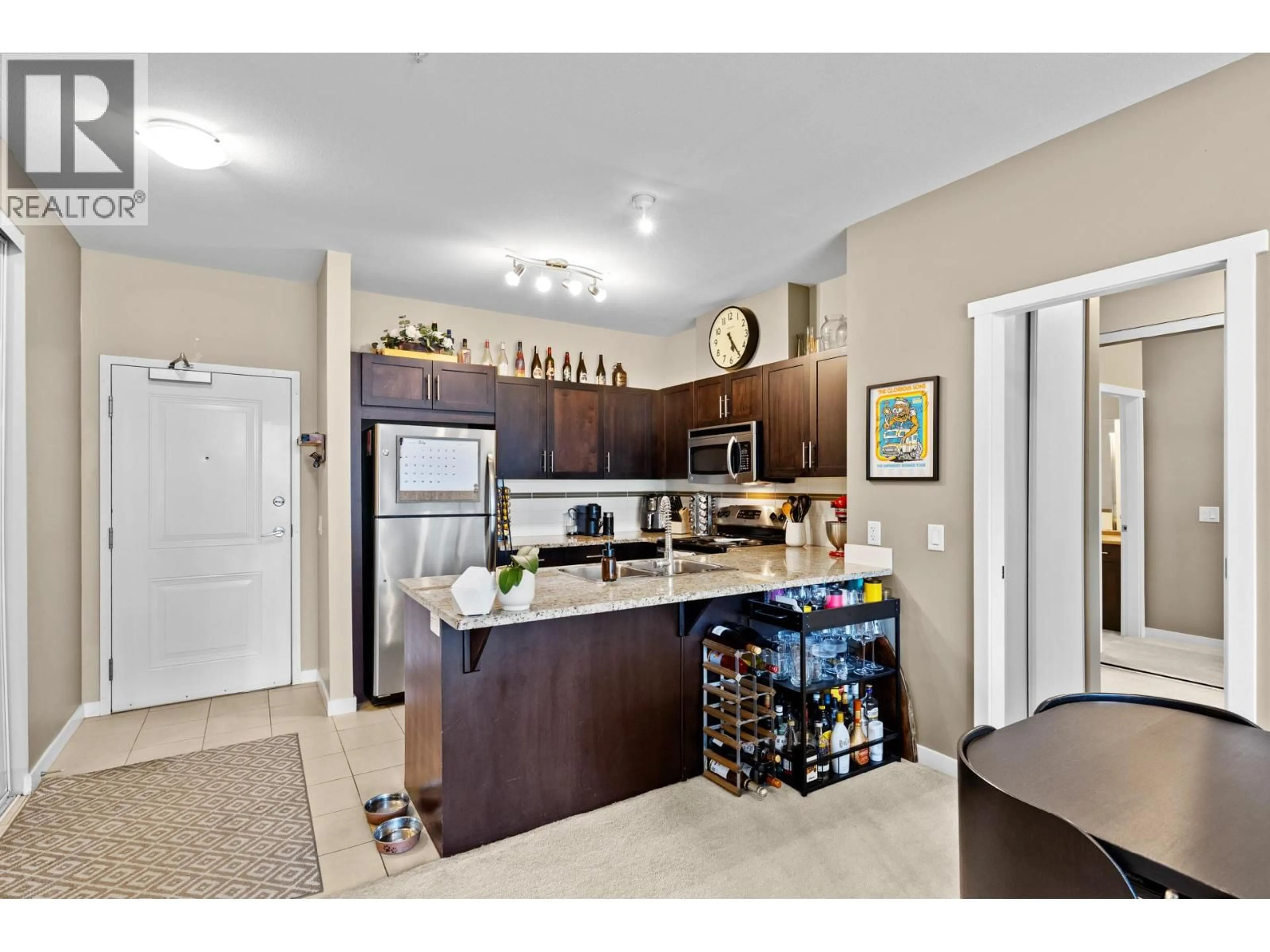 Standard kitchen, unknown for 209 - 1350 RIDGEWAY DRIVE, Kelowna British Columbia V1Y9T8