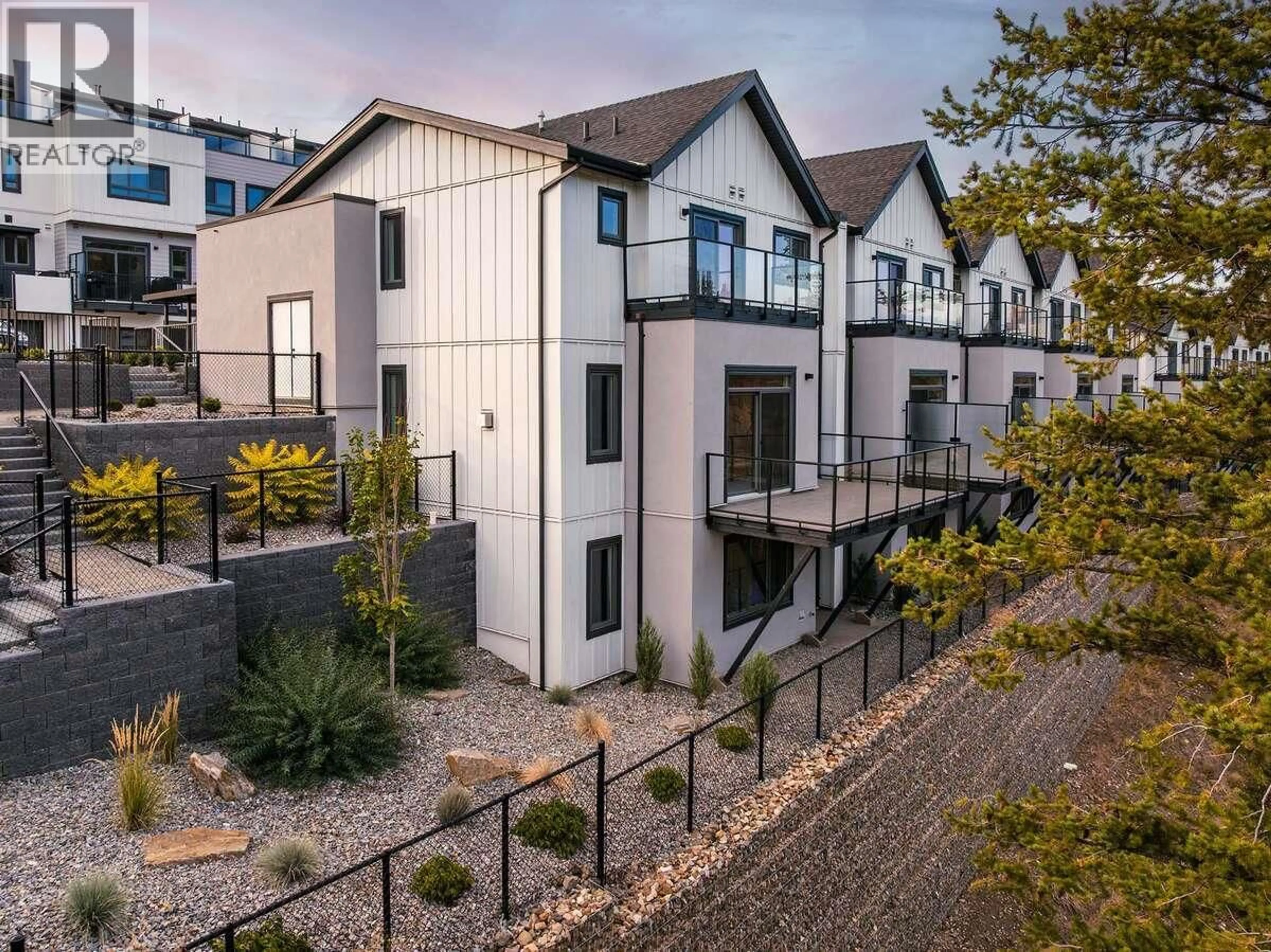 A pic from outside/outdoor area/front of a property/back of a property/a pic from drone, unknown for 47 - 1550 UNION ROAD, Kelowna British Columbia V1V0G9