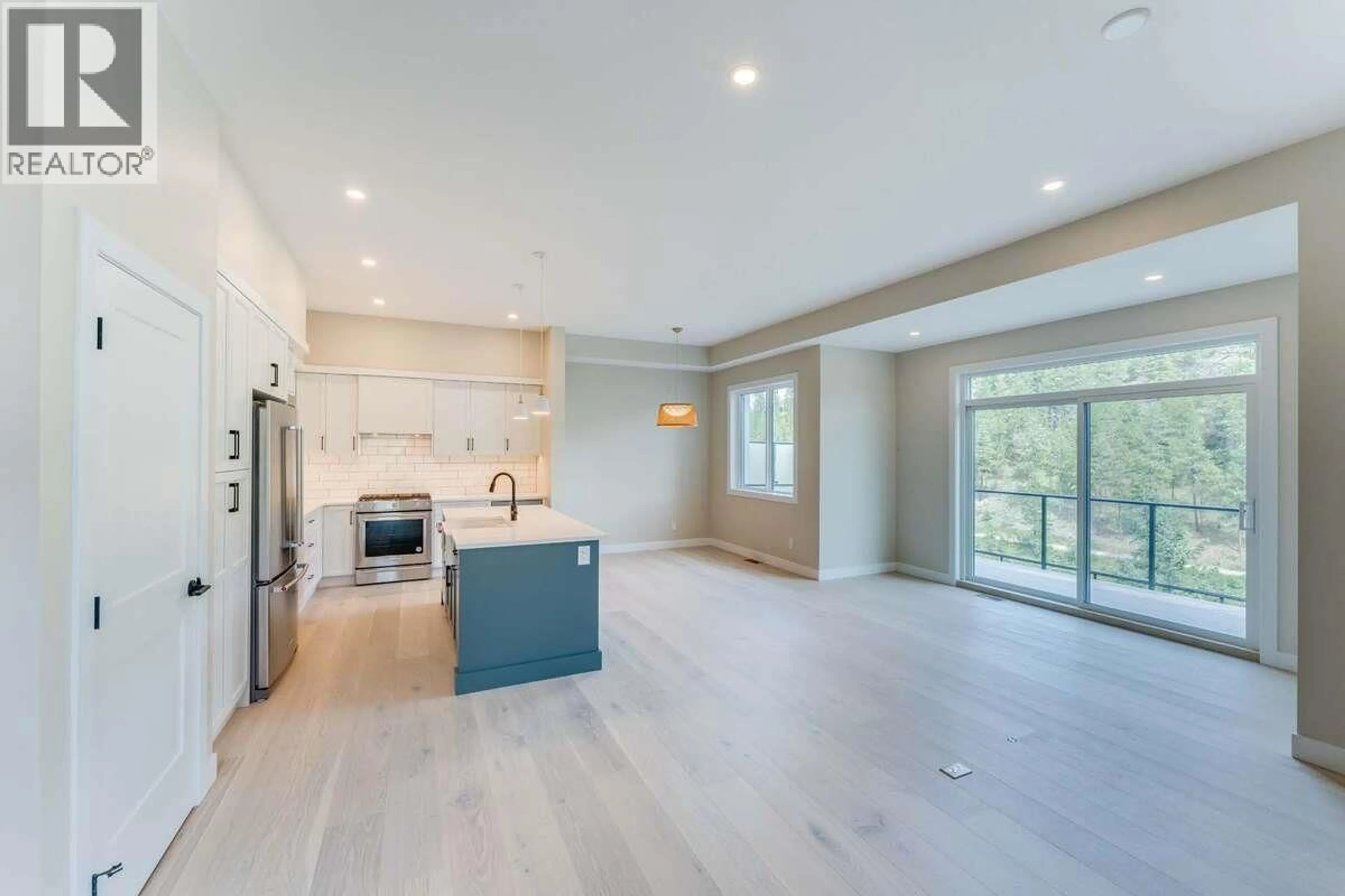 Open concept kitchen, unknown for 47 - 1550 UNION ROAD, Kelowna British Columbia V1V0G9