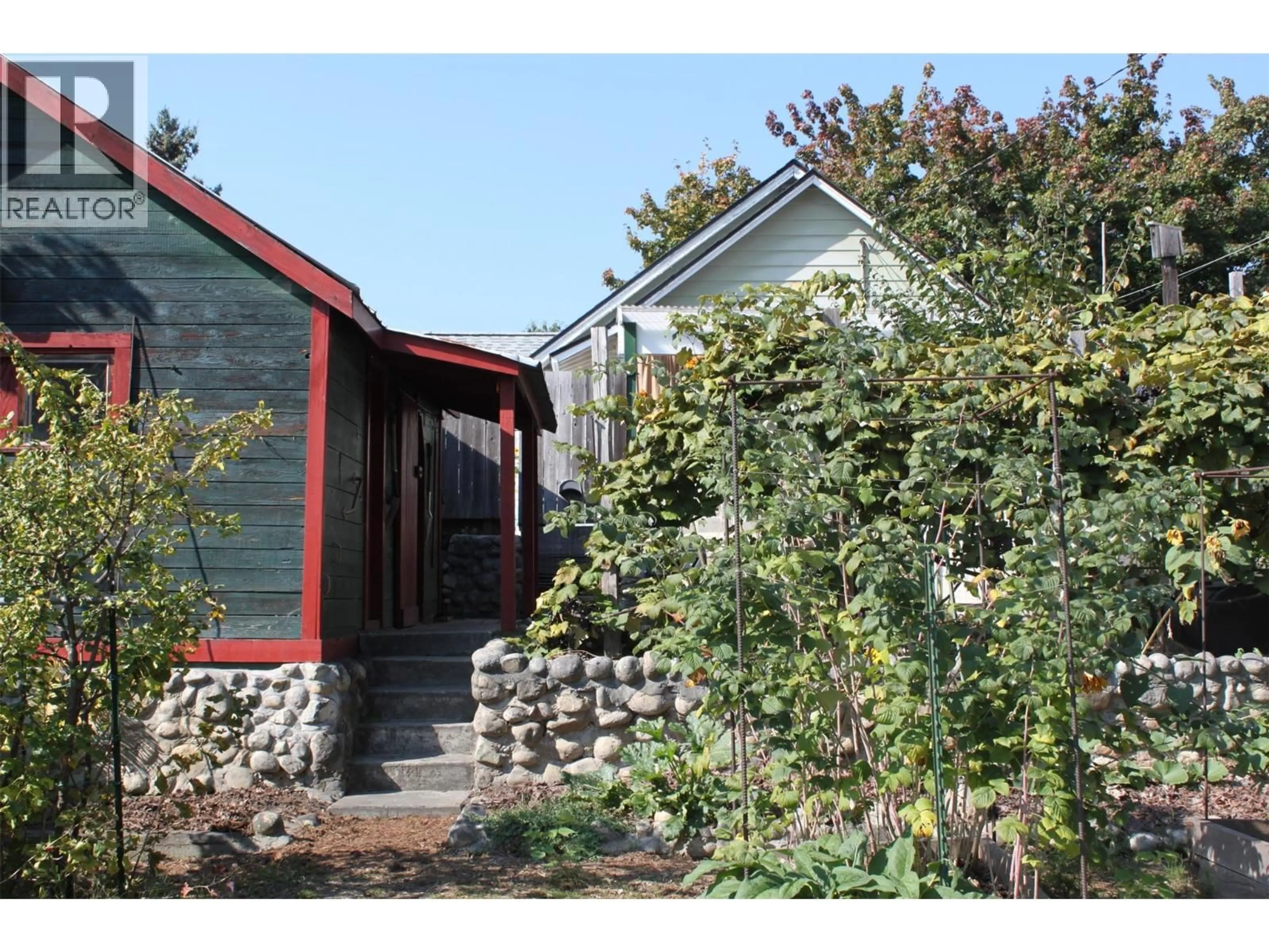 Unknown for 109 4TH AVENUE NORTHWEST, Nakusp British Columbia V0G1R0