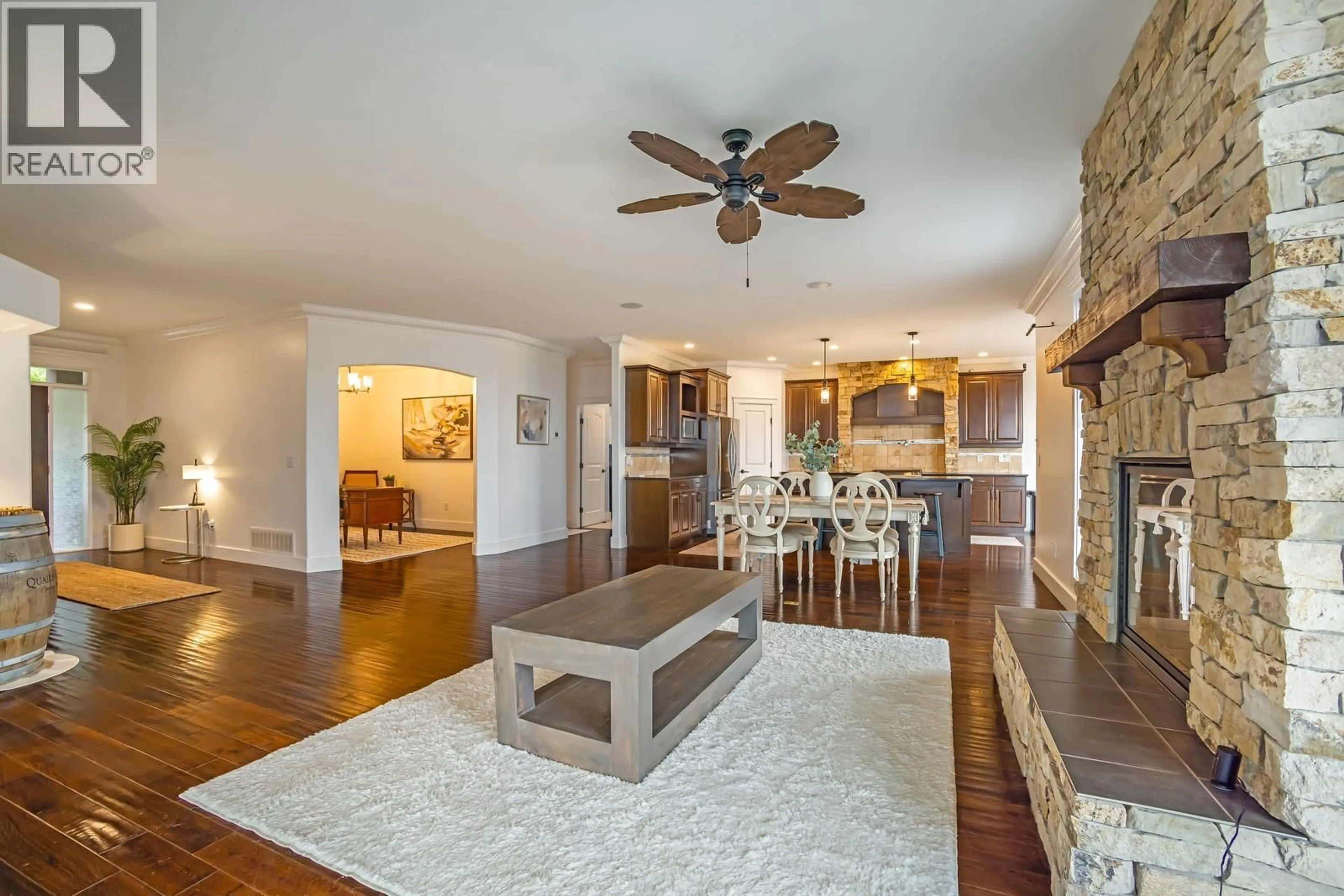 Unknown for 2584 LUCINDE ROAD, West Kelowna British Columbia V1Z4B1