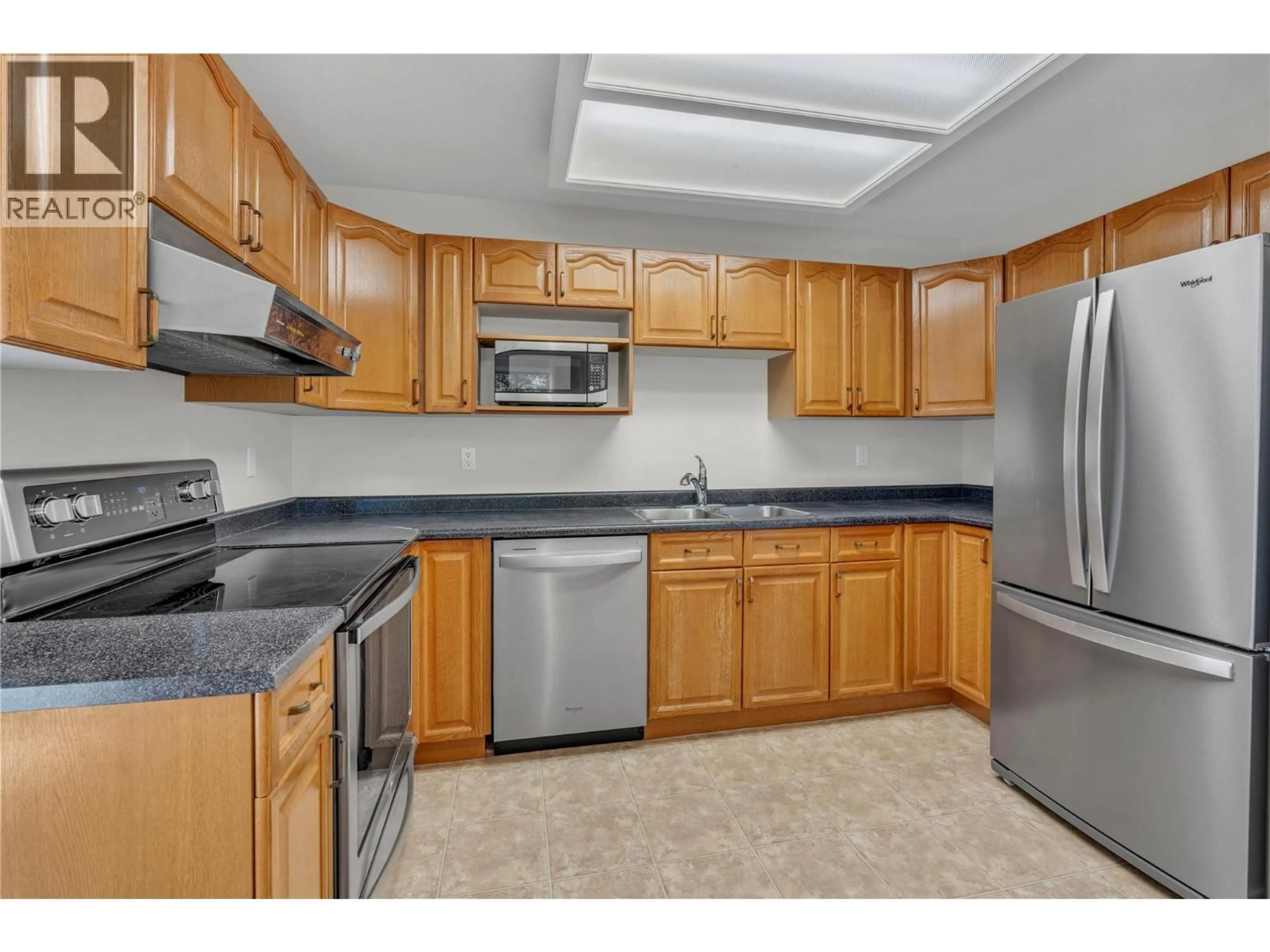 Standard kitchen, unknown for 207 - 8404 JUBLIEE ROAD EAST, Summerland British Columbia V0H1Z5