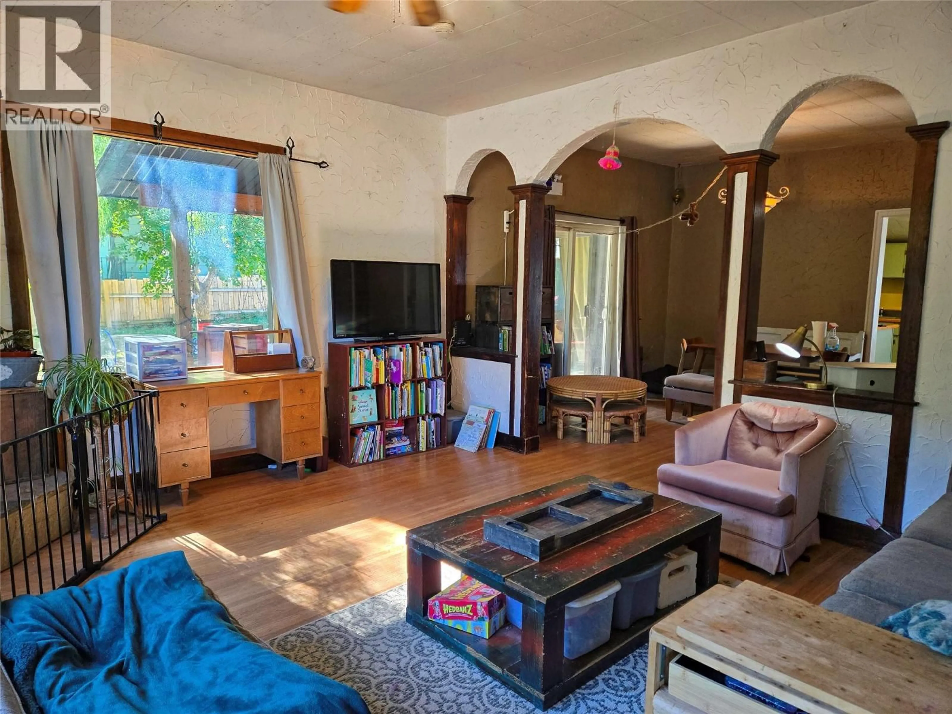 Living room with furniture, unknown for 1602 VANCOUVER STREET, Nelson British Columbia V1L1E6