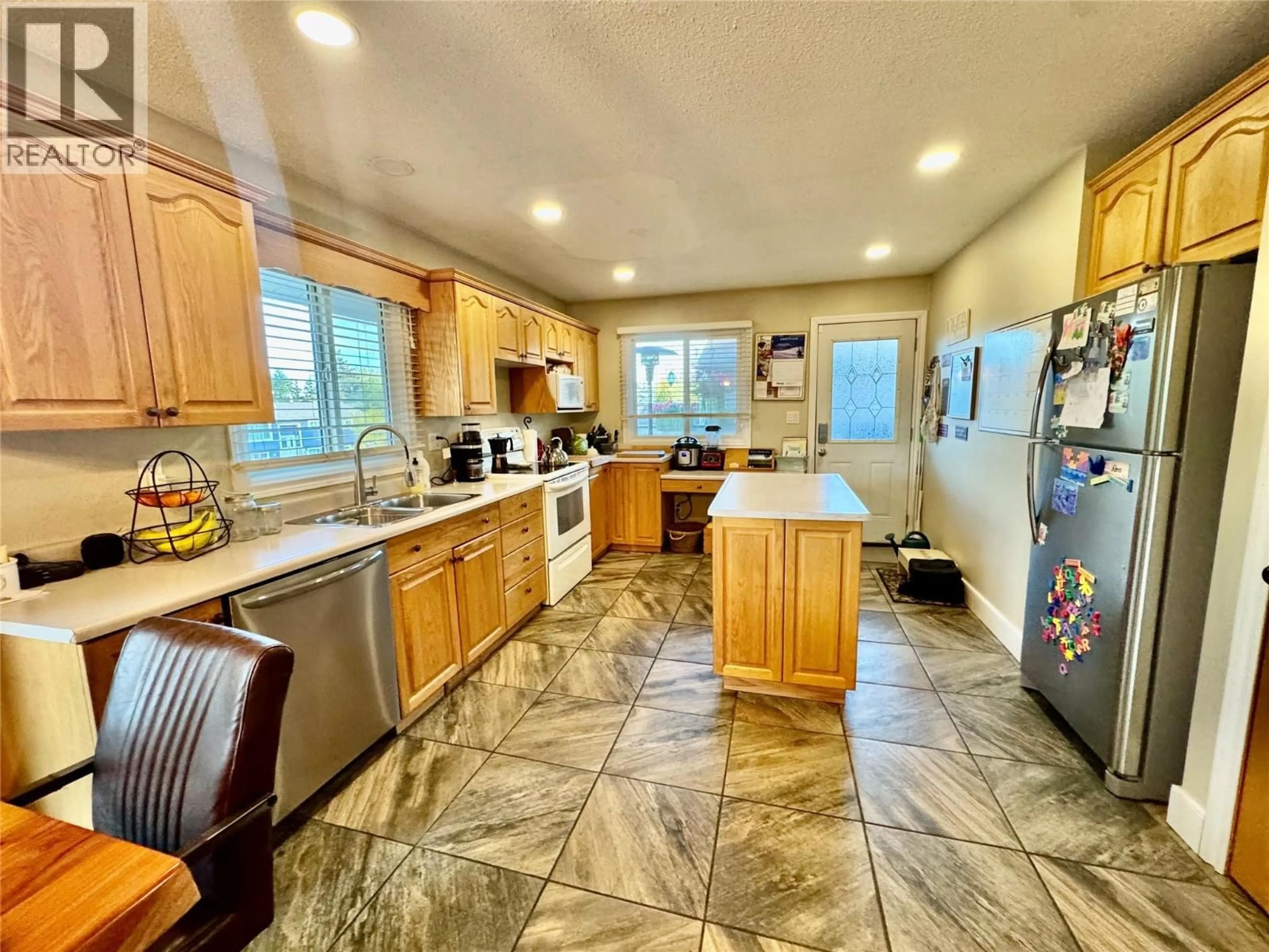 Unknown for 1715 CEDARWOOD COURT, Dawson Creek British Columbia V1G4N4