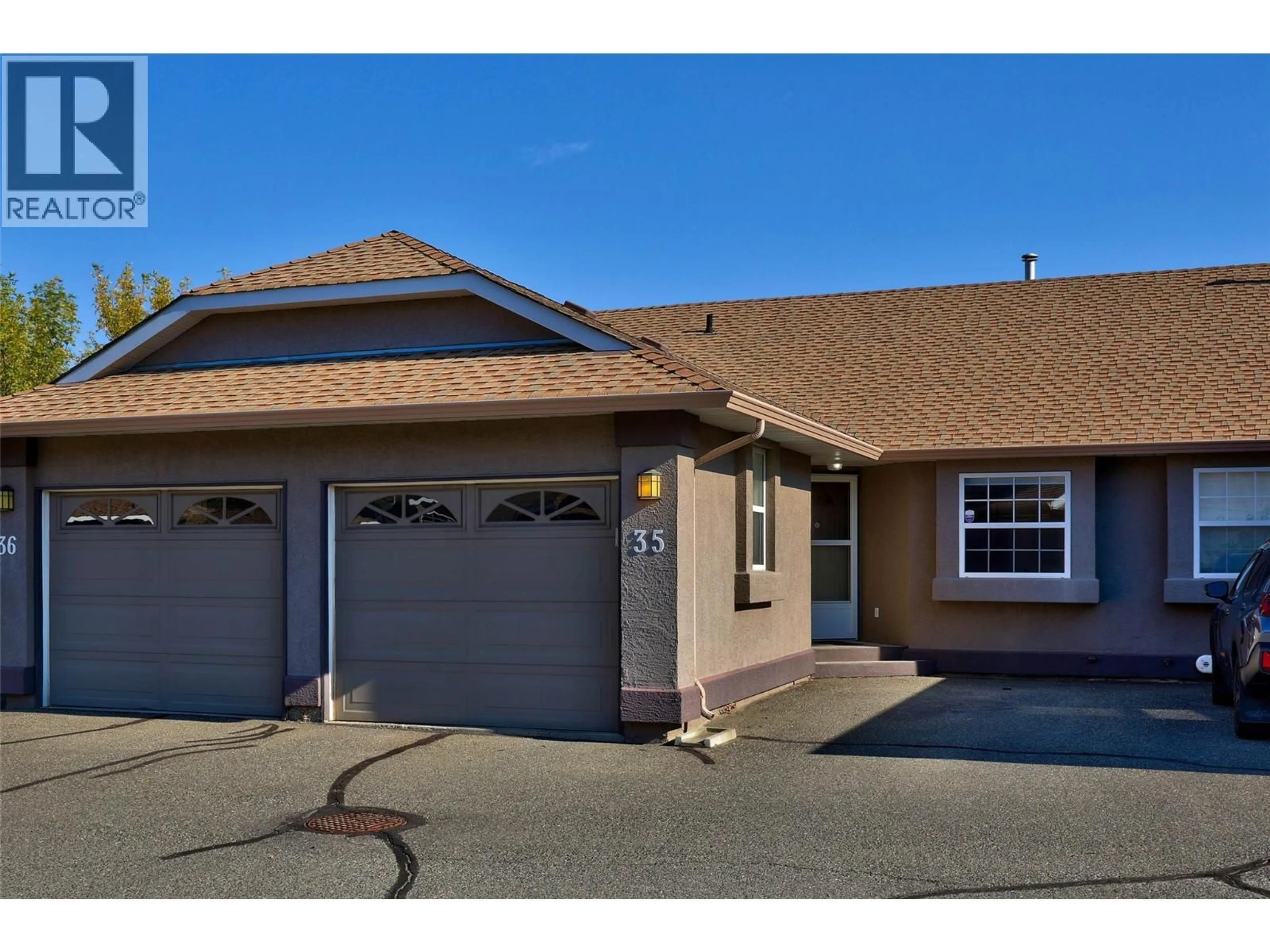 Indoor garage for 35 - 1750 MCKINLEY COURT, Kamloops British Columbia V2E2N5