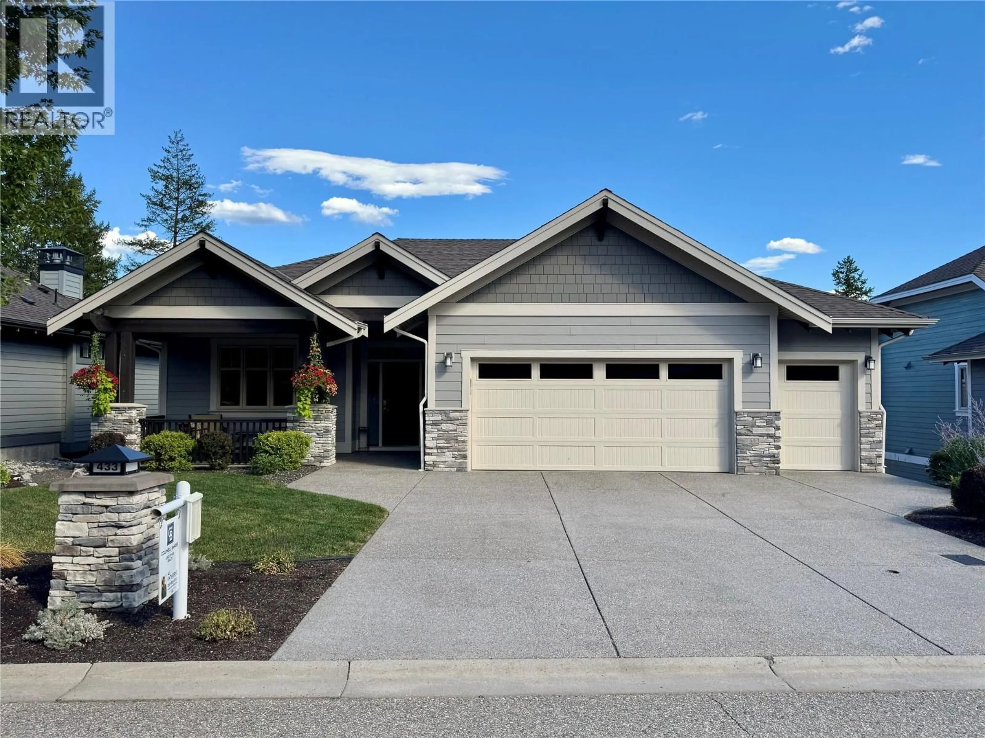 Home with vinyl exterior material, street for 433 LONGSPOON PLACE, Vernon British Columbia V1H2K2