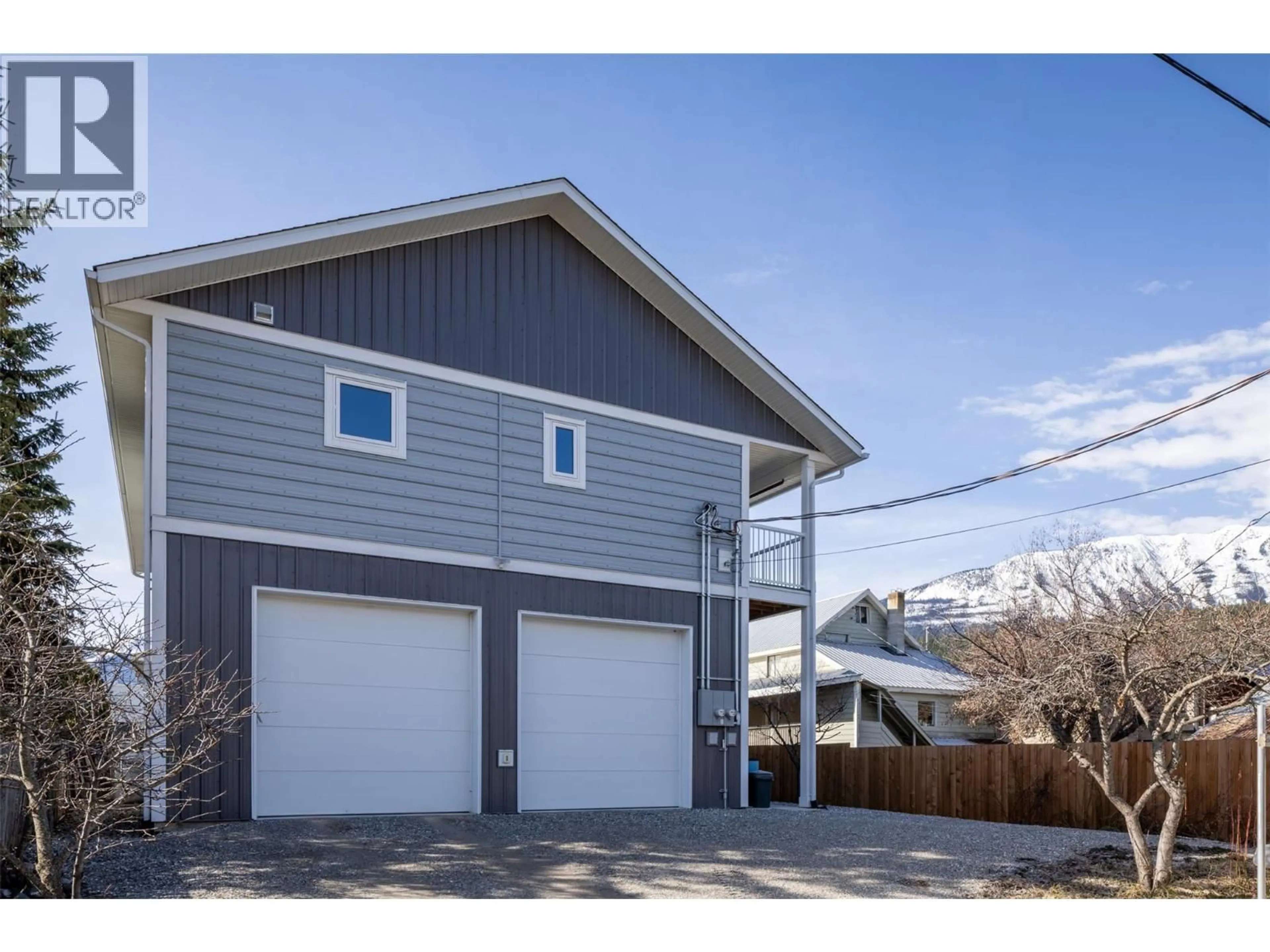 Indoor garage for 615 9TH STREET SOUTH, Golden British Columbia V0A1H0