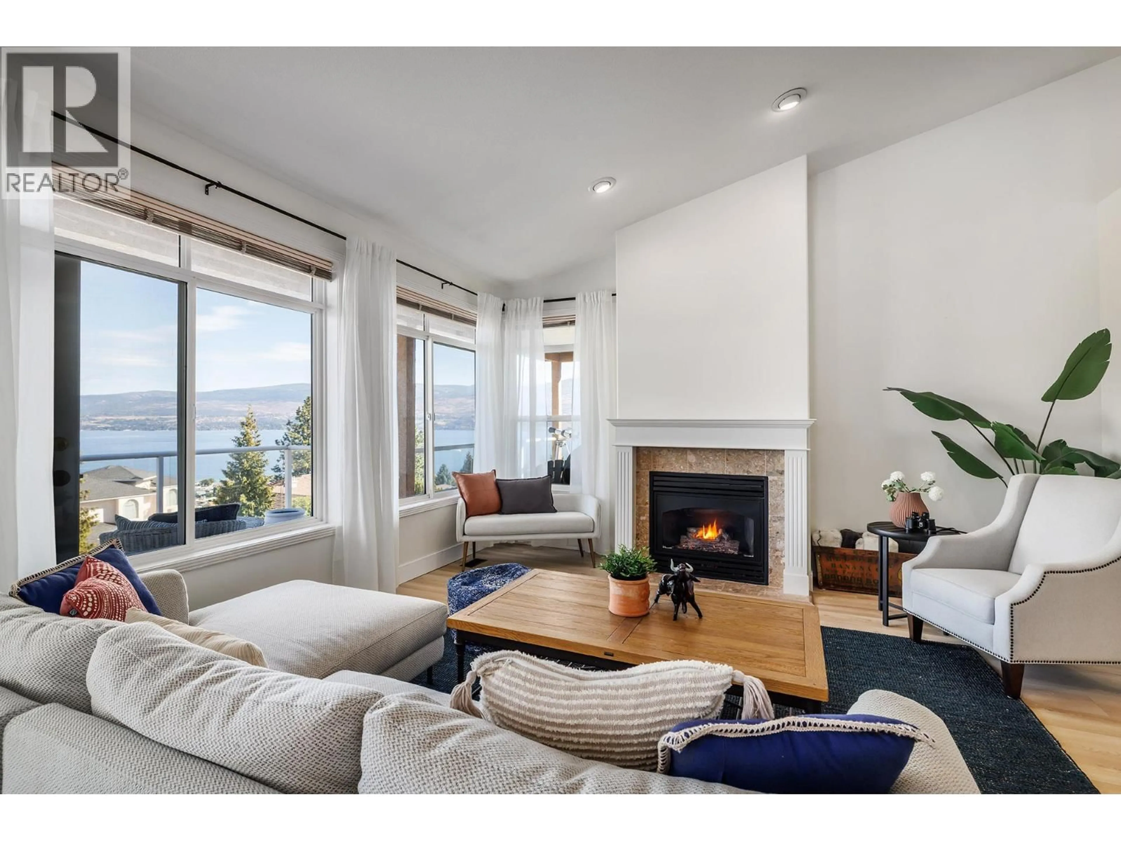 Living room with furniture, unknown for 1677 MISSION HILL ROAD, West Kelowna British Columbia V4T2M4