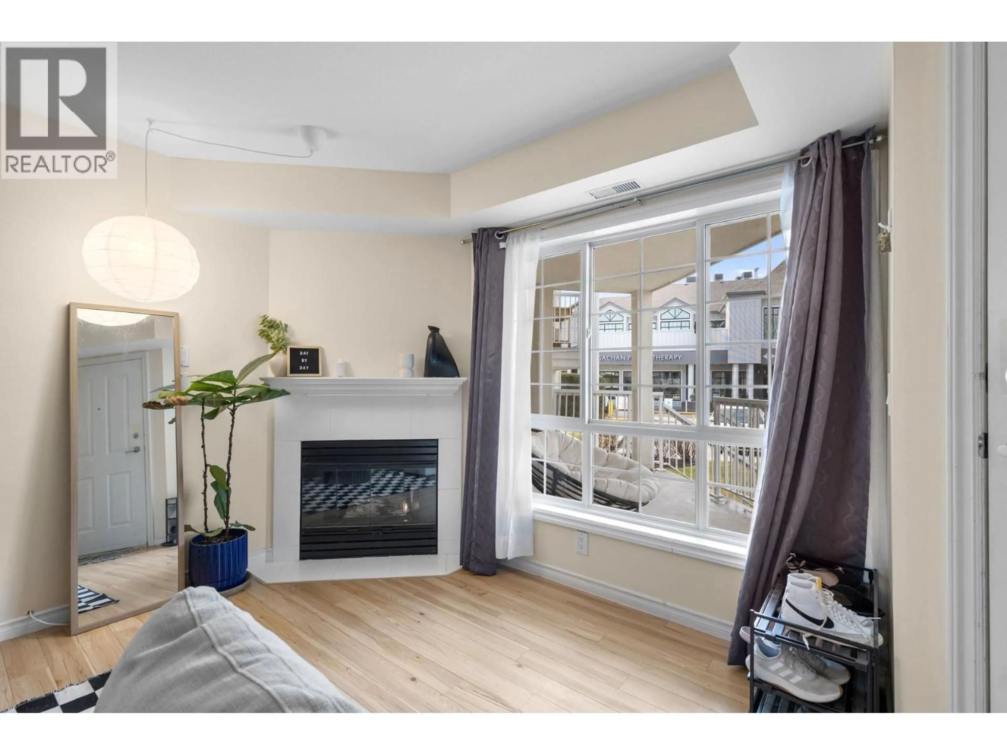 A pic of a room for 114 - 2350 STILLINGFLEET ROAD, Kelowna British Columbia V1W3X9