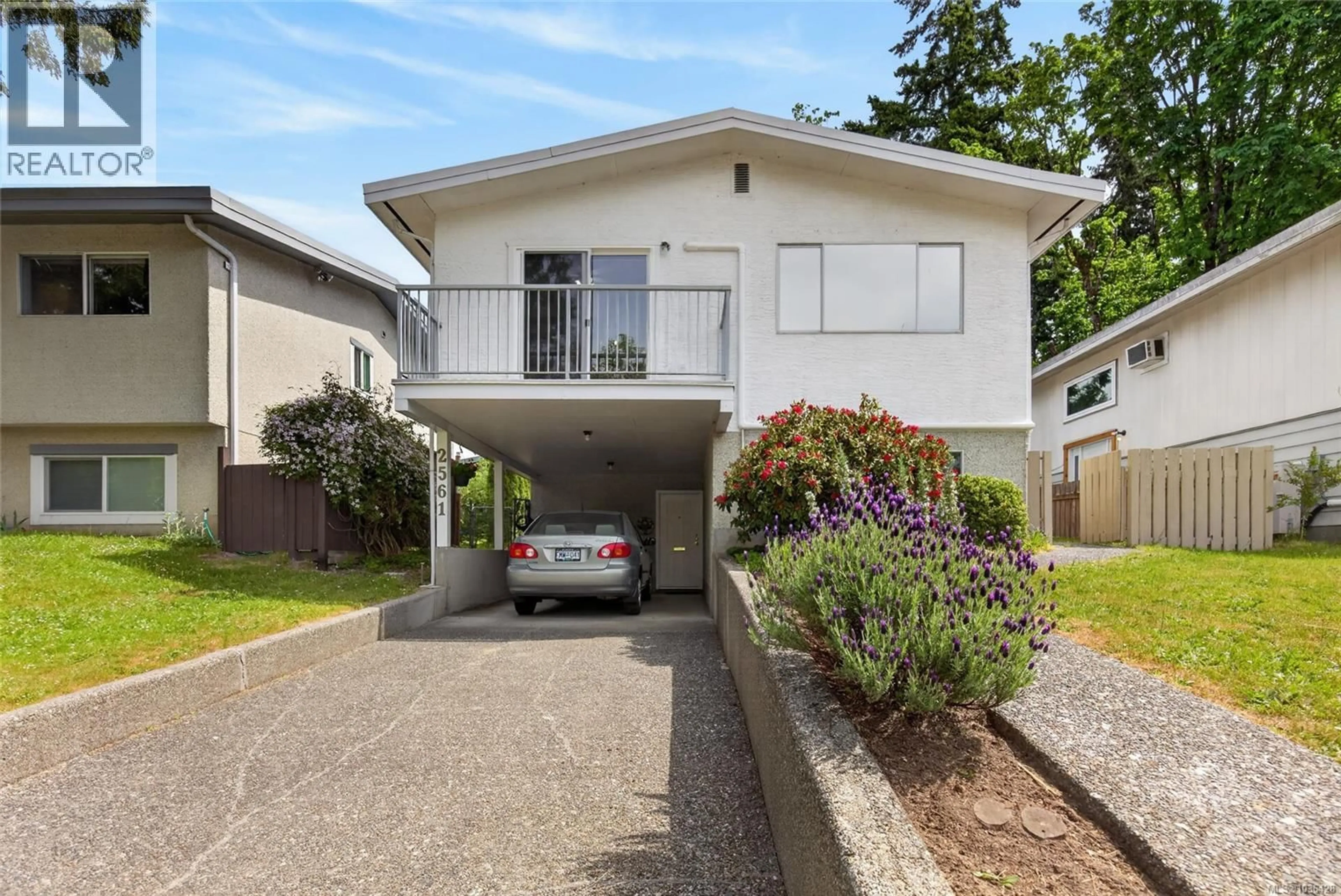 A pic from outside/outdoor area/front of a property/back of a property/a pic from drone, street for 2561 3RD AVENUE, Port Alberni British Columbia V9Y8S6