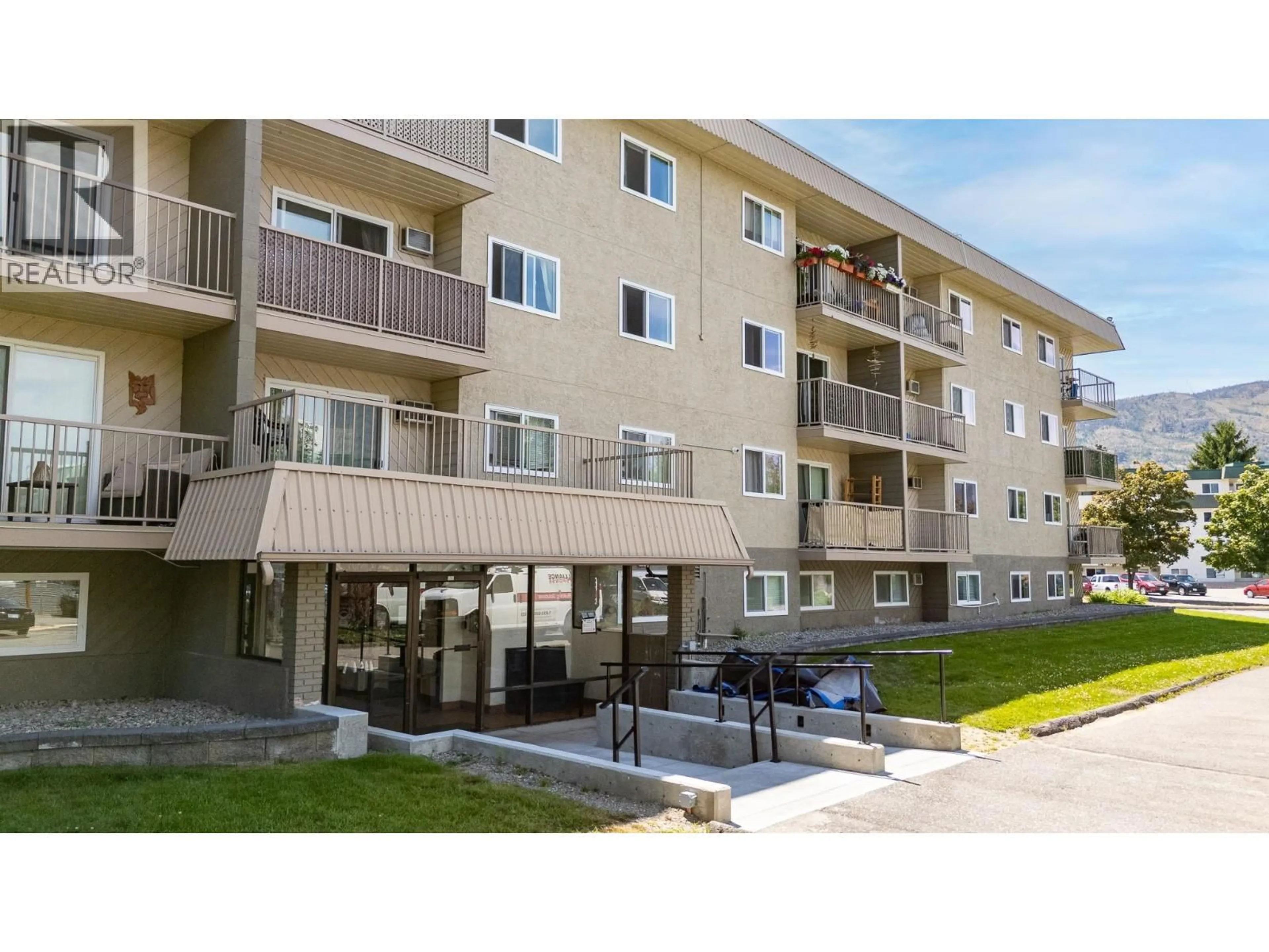 Patio, unknown for 306 - 130 SKAHA PLACE, Penticton British Columbia V2A7J6