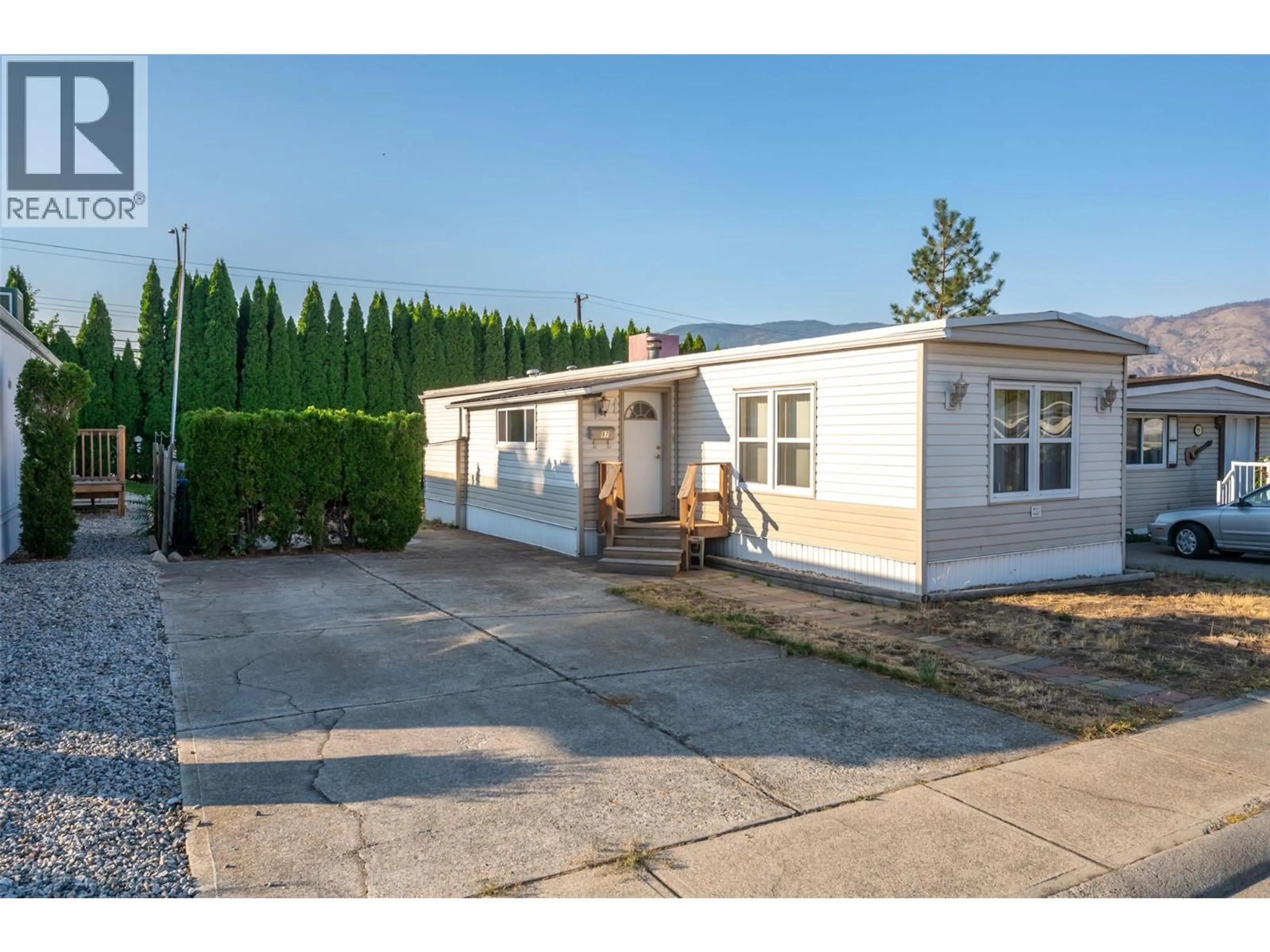 Unknown for 97 - 98 OKANAGAN AVENUE EAST, Penticton British Columbia V2A3J5